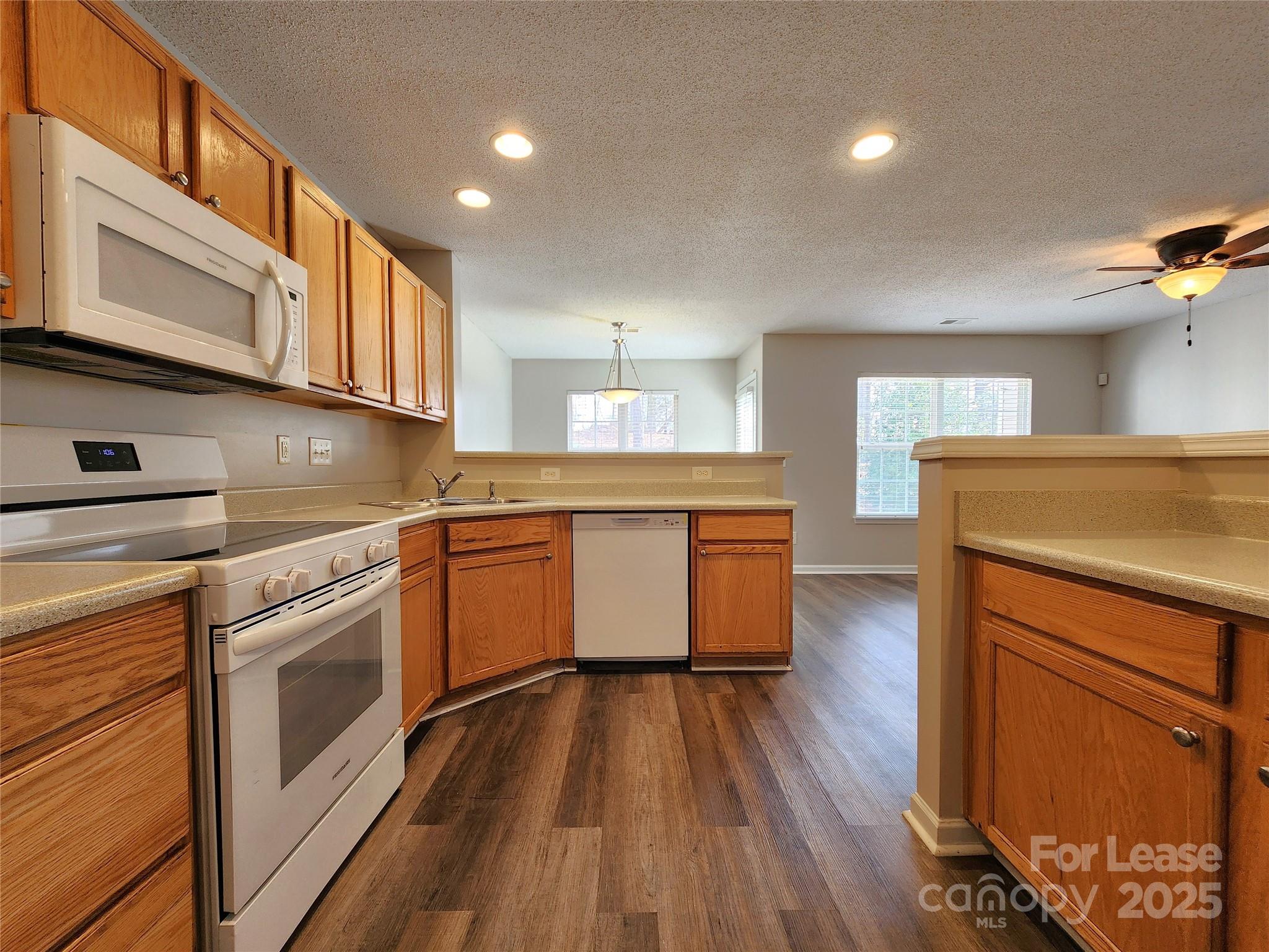 Old Stone Crossing - Residential Lease