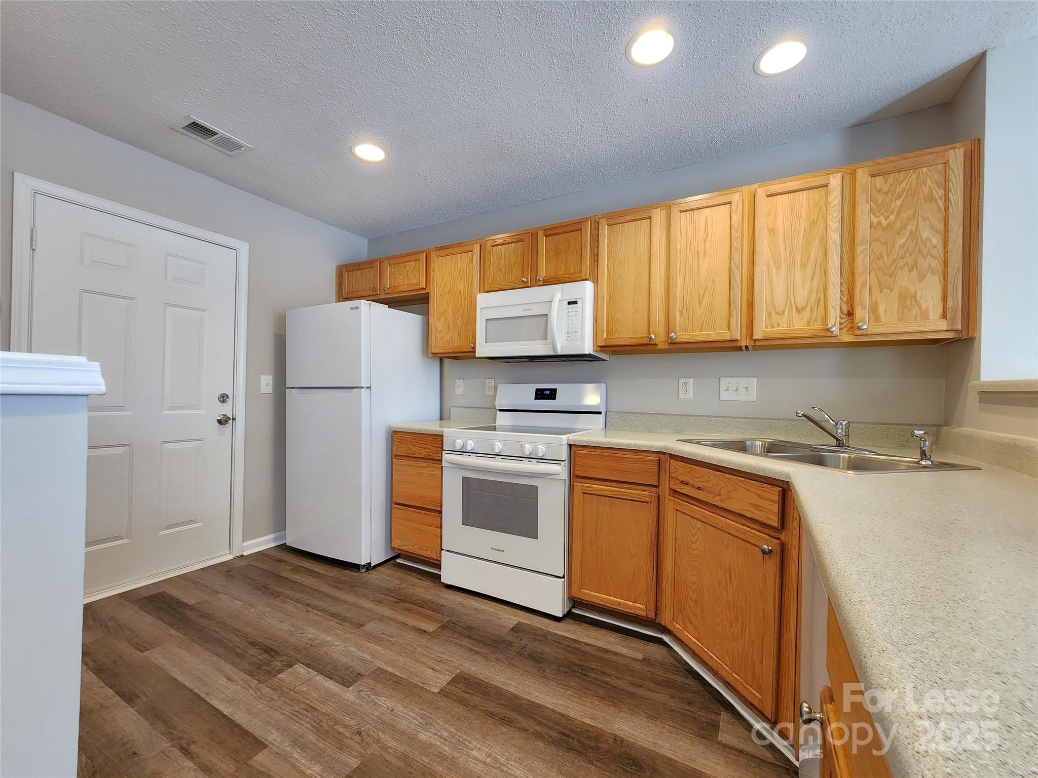 Old Stone Crossing - Residential Lease