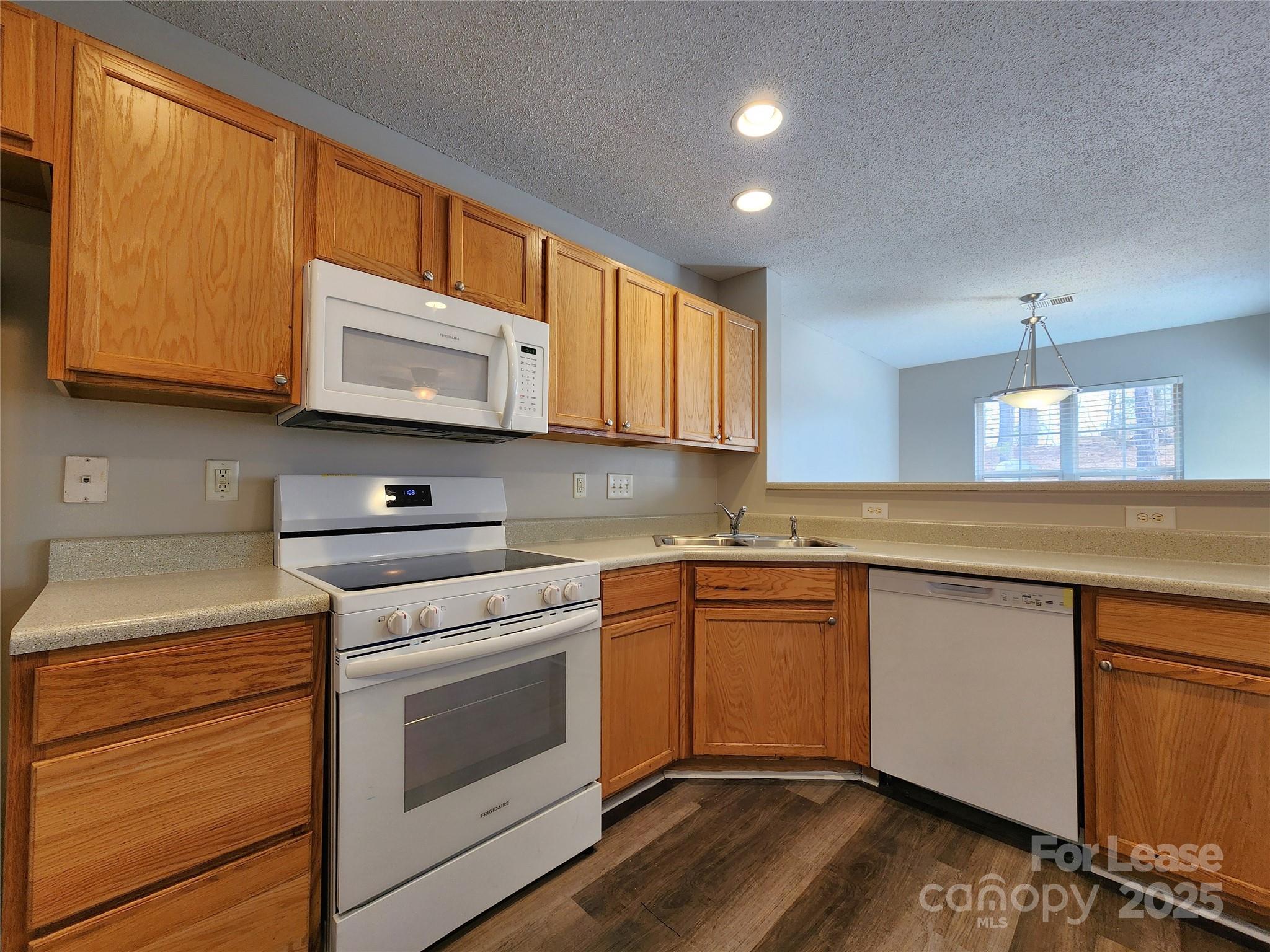 Old Stone Crossing - Residential Lease