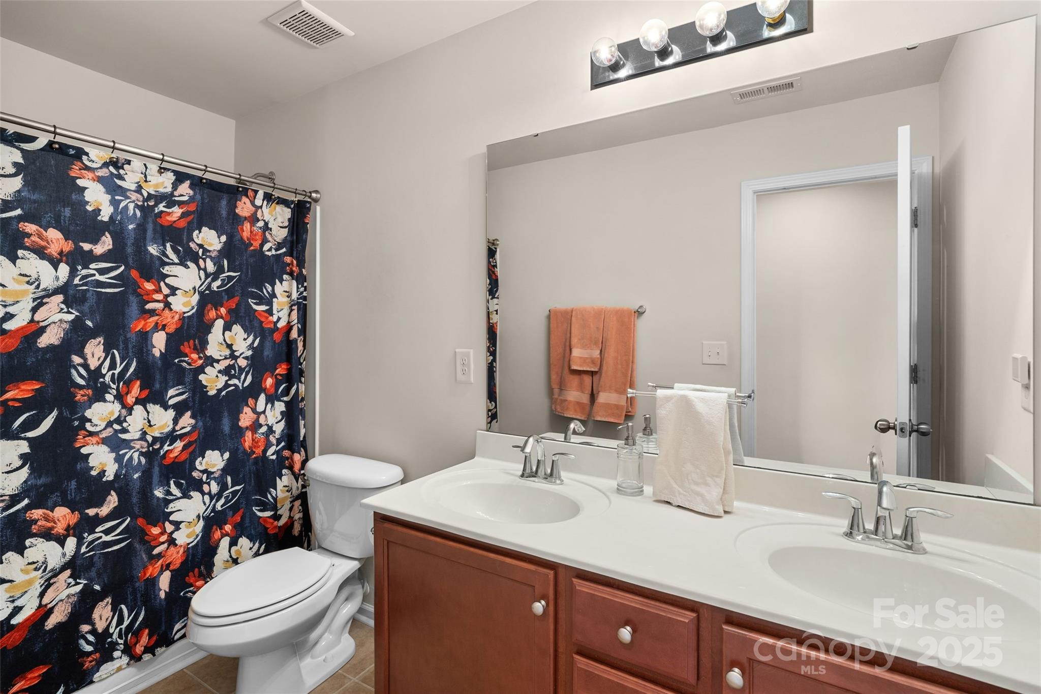 Planters Walk - Residential