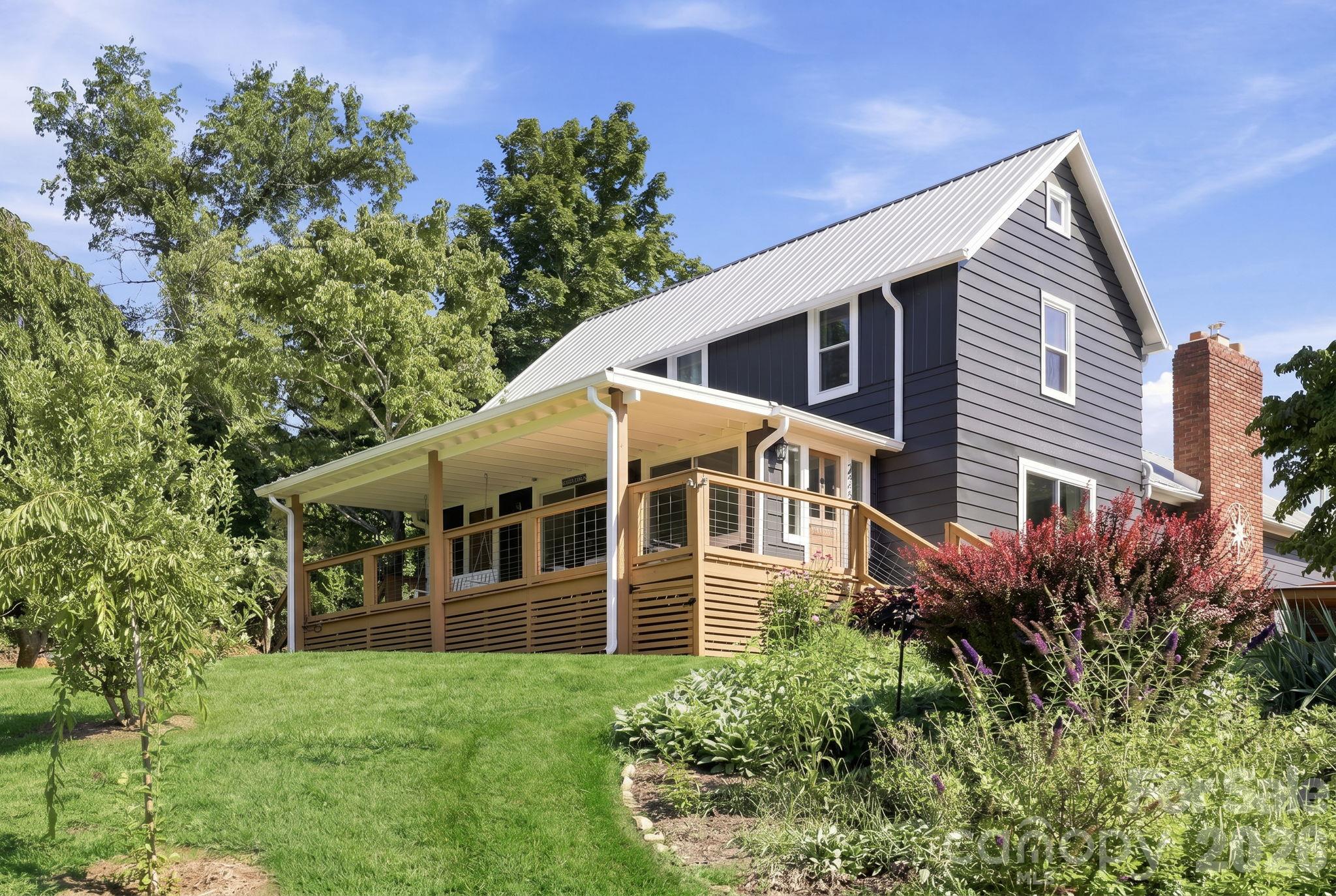2252 Riceville Road 1