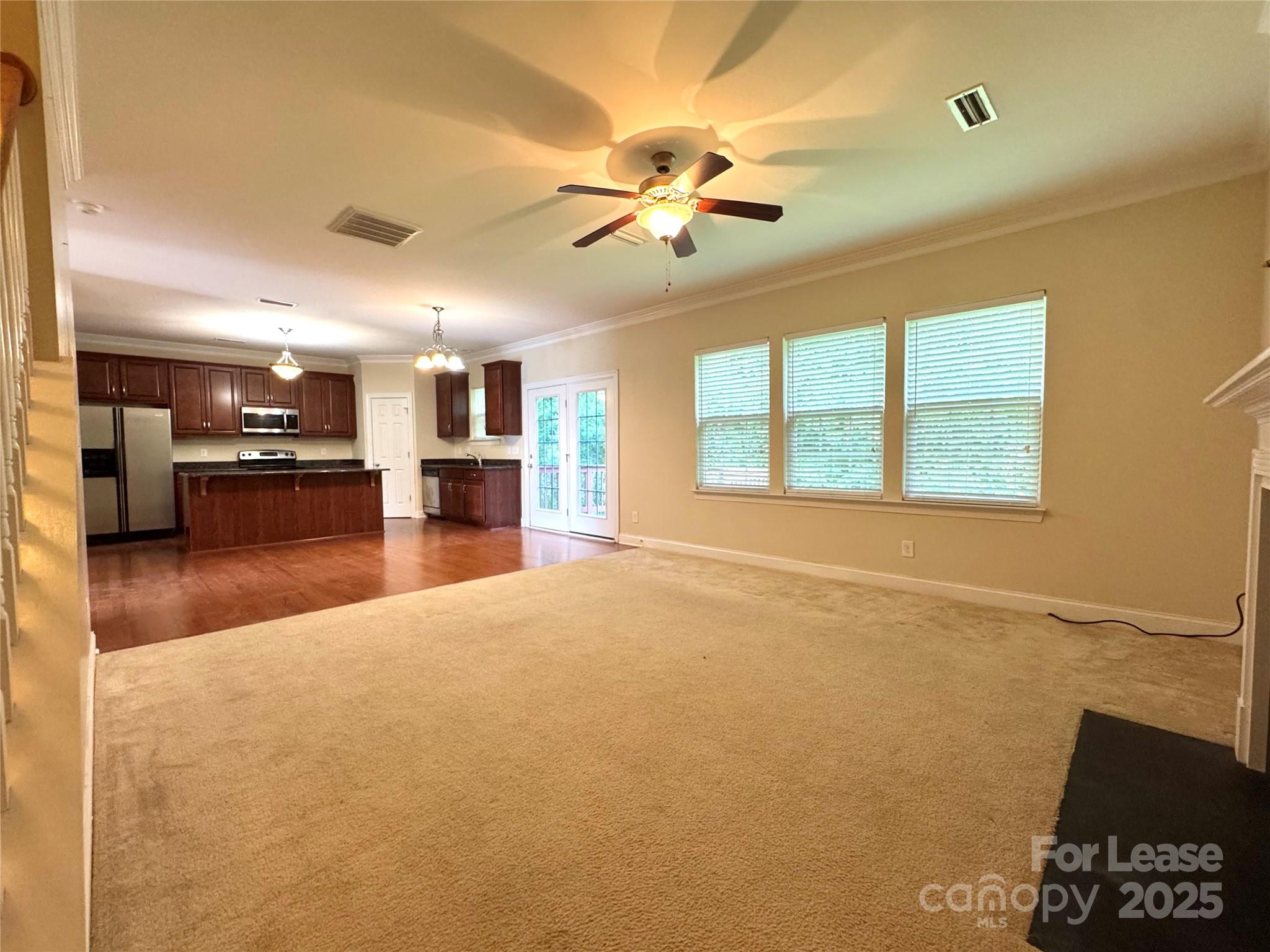 Fieldstone Manor - Residential Lease