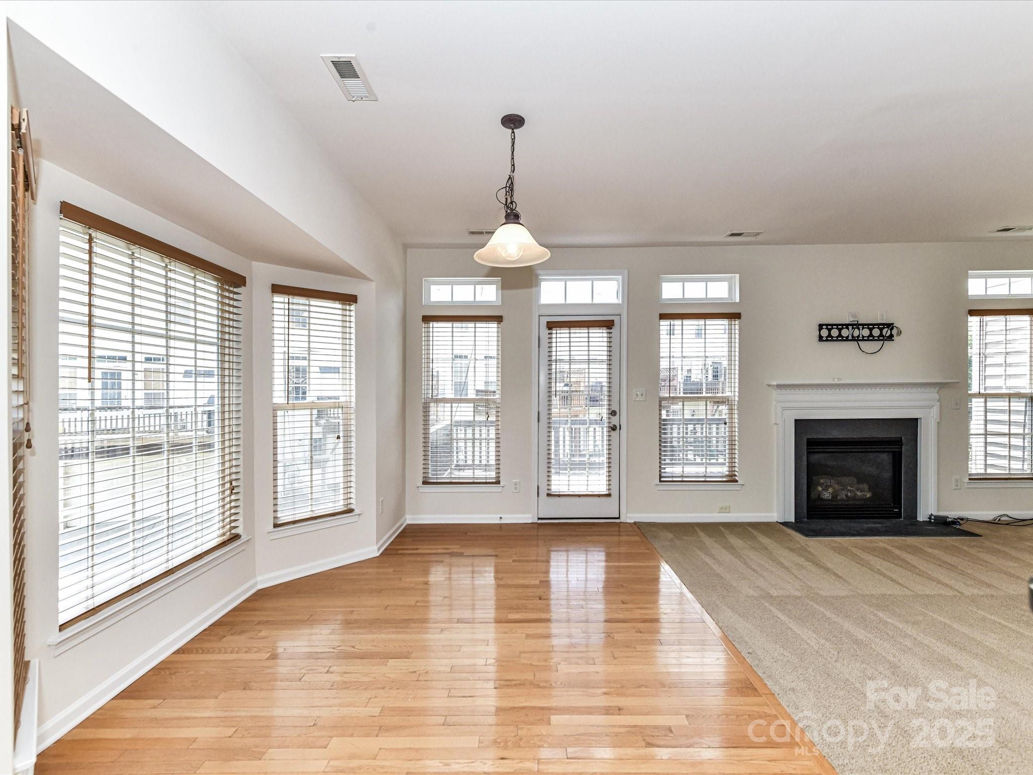 Ayrsley Ryan Townhomes - Residential