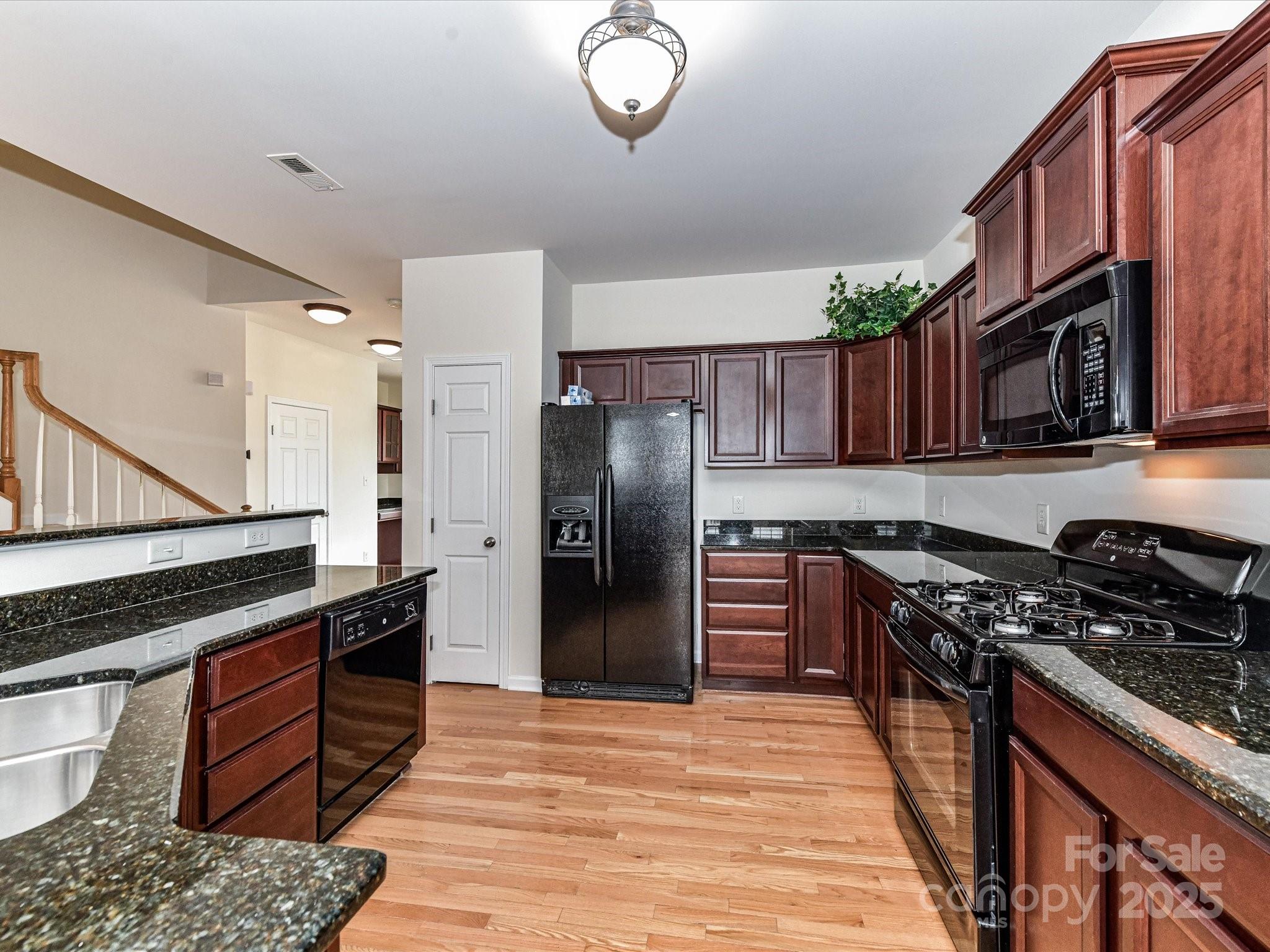 Ayrsley Ryan Townhomes - Residential