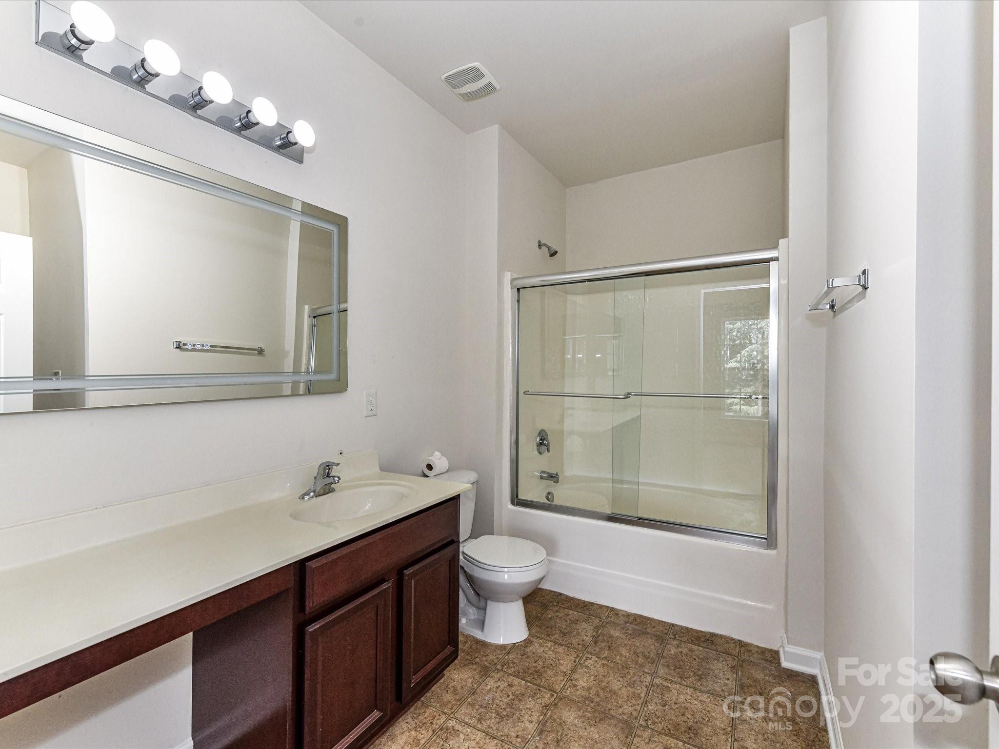 Ayrsley Ryan Townhomes - Residential