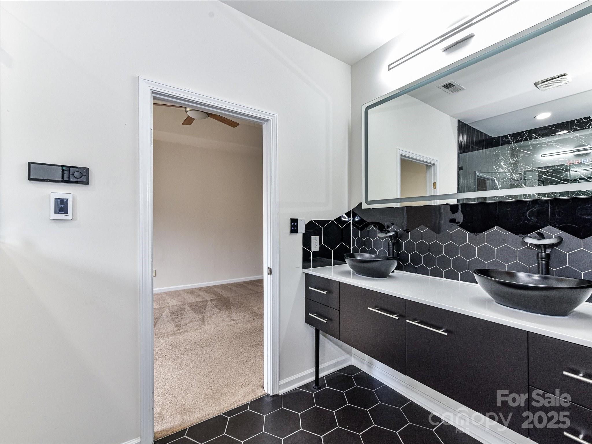 Ayrsley Ryan Townhomes - Residential