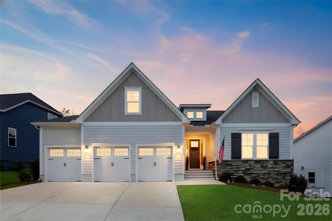 Photo of 4117 Spring Cove Way, Belmont, NC 28012 (MLS # 4360370)