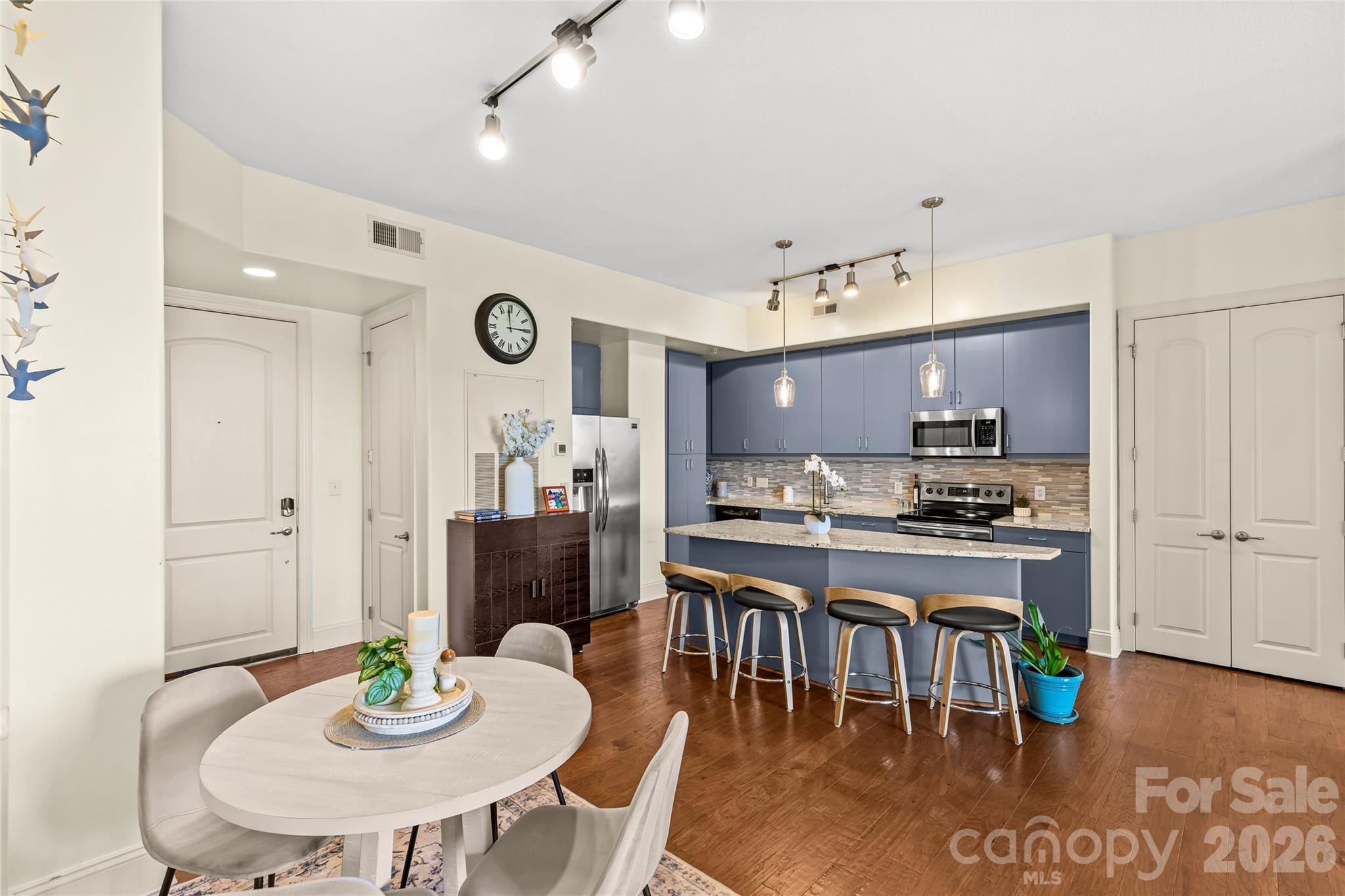 Piedmont Row - Residential