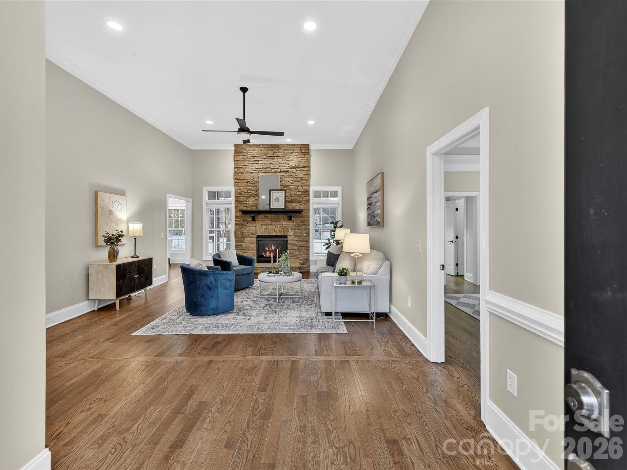 702 King Fredrick Lane SW