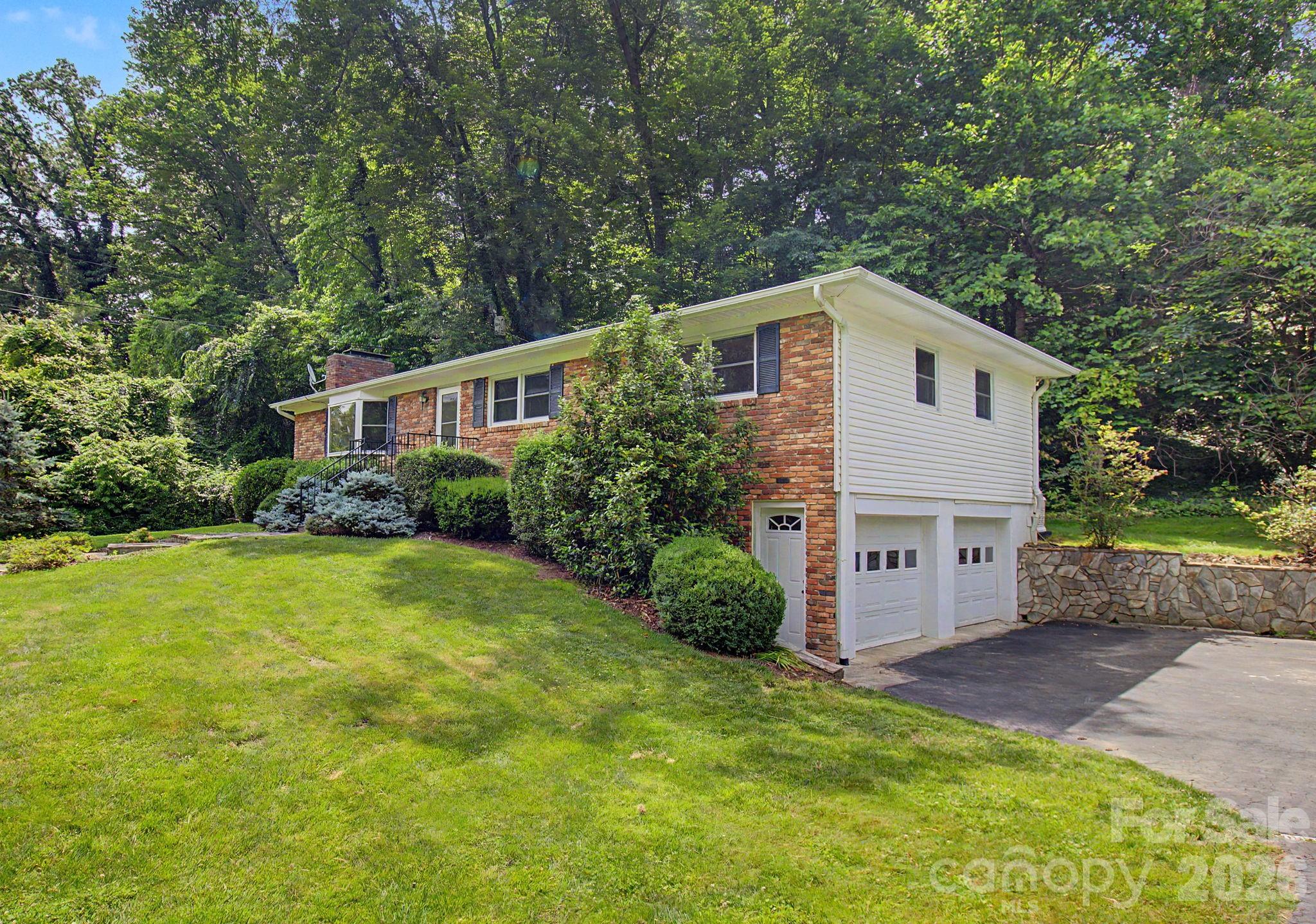 22 Mayfair Drive