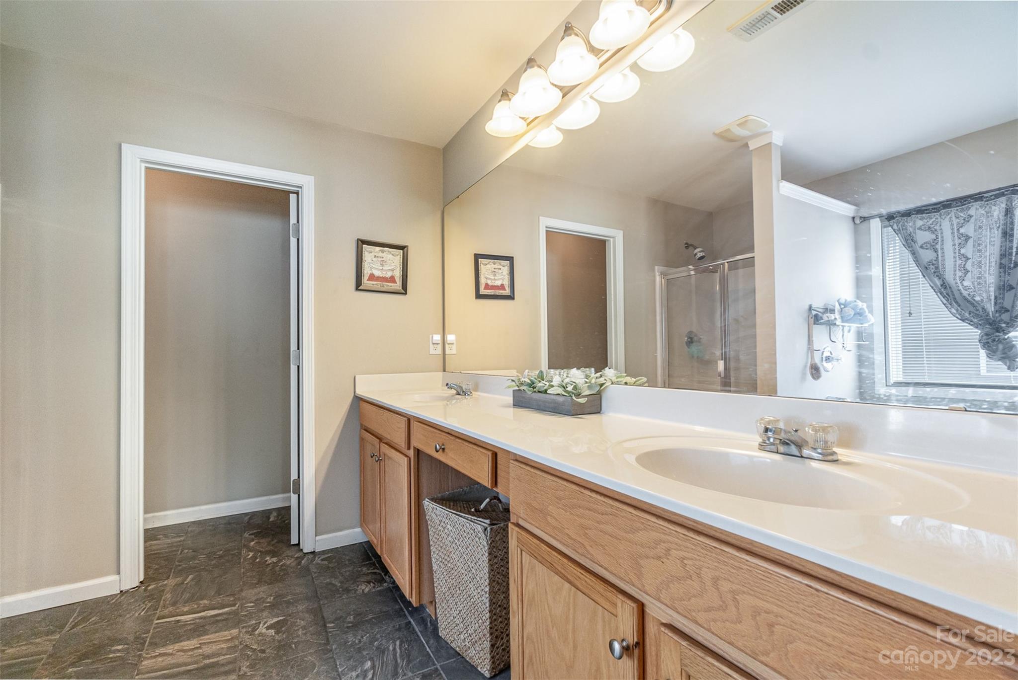 Seven Oaks - Residential