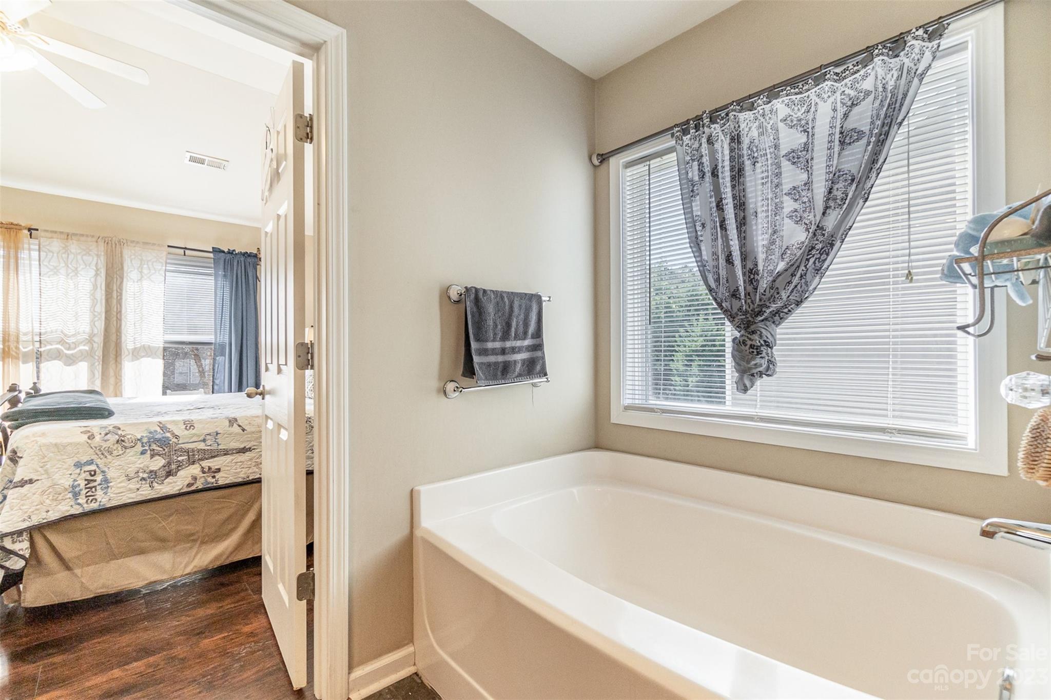Seven Oaks - Residential