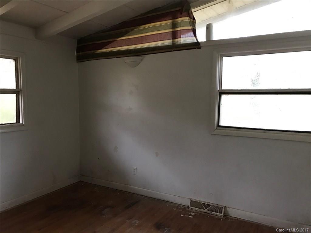 Edgebrook - Residential