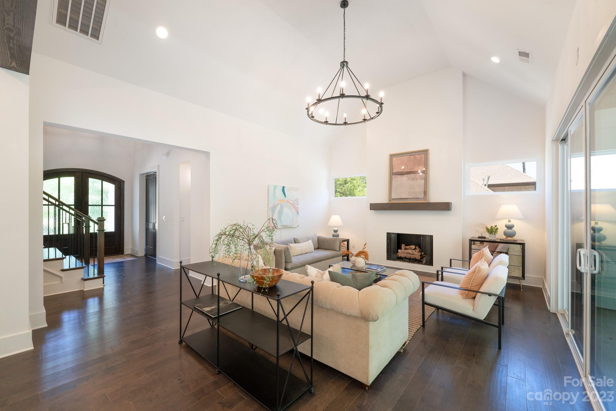 The Palisades - Residential