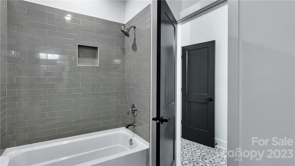 The Palisades - Residential