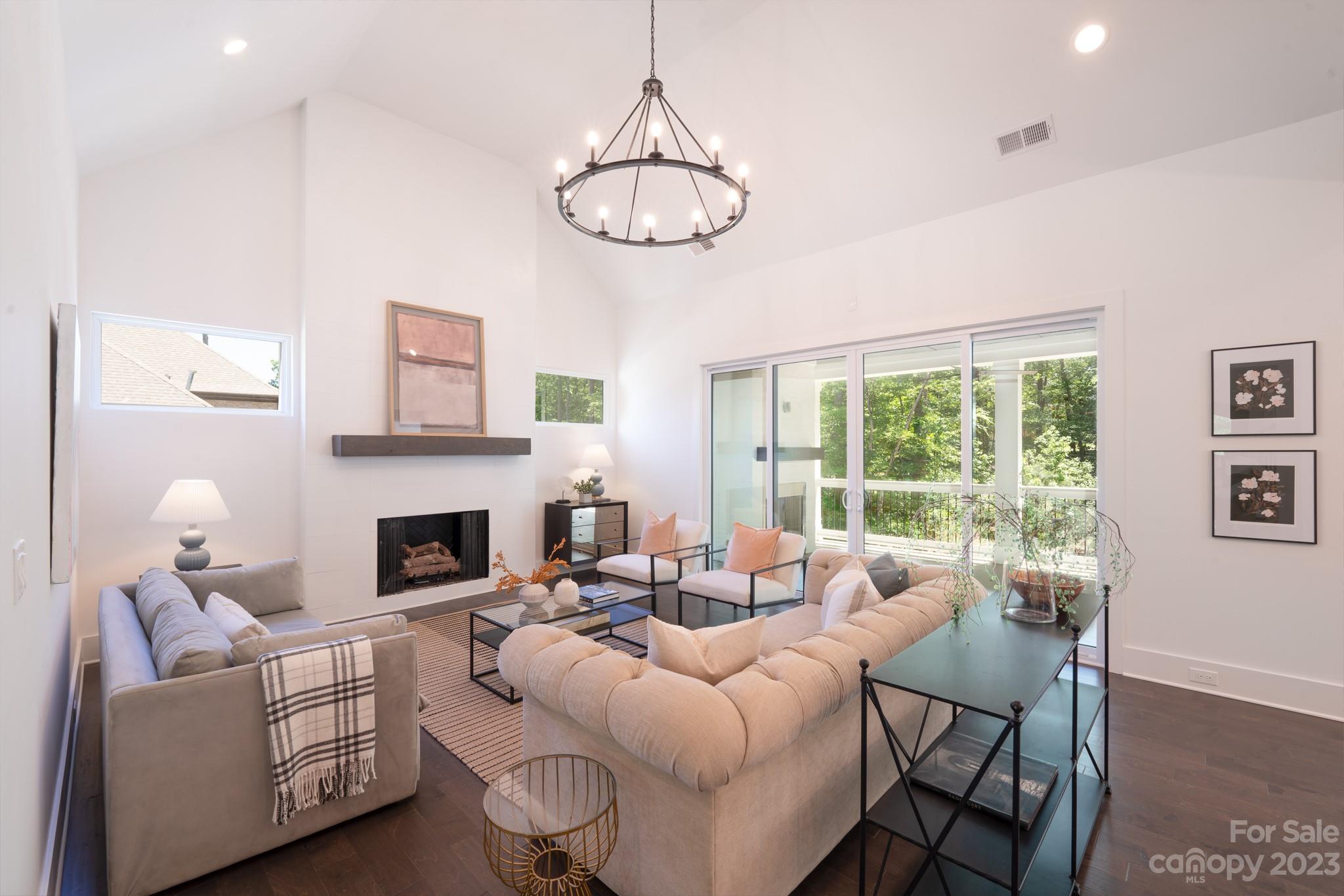 The Palisades - Residential