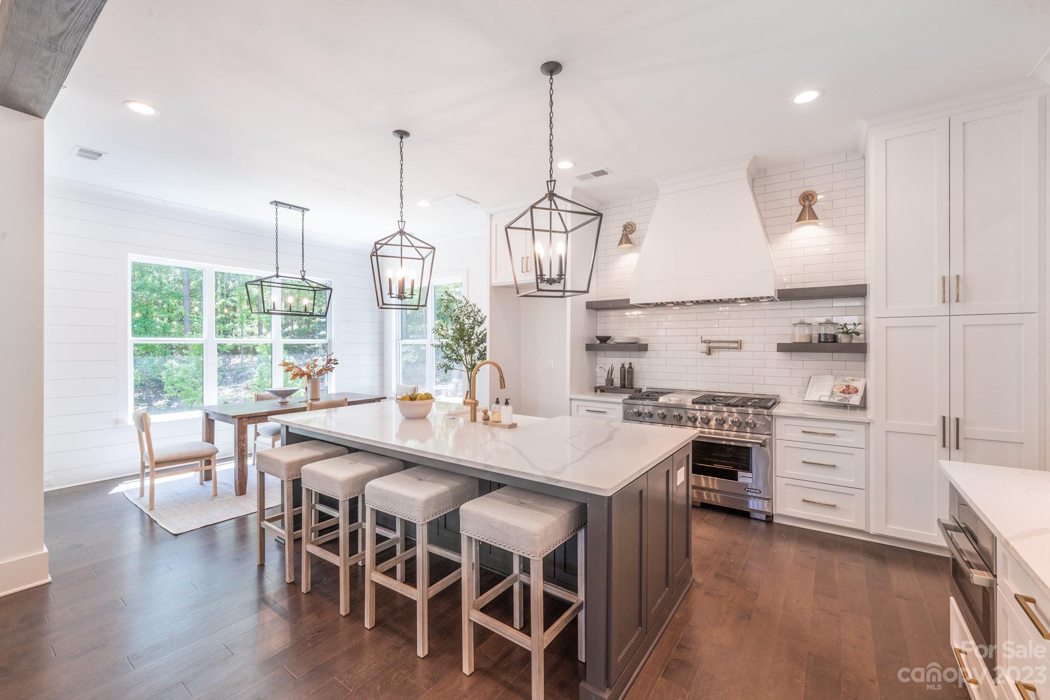 The Palisades - Residential