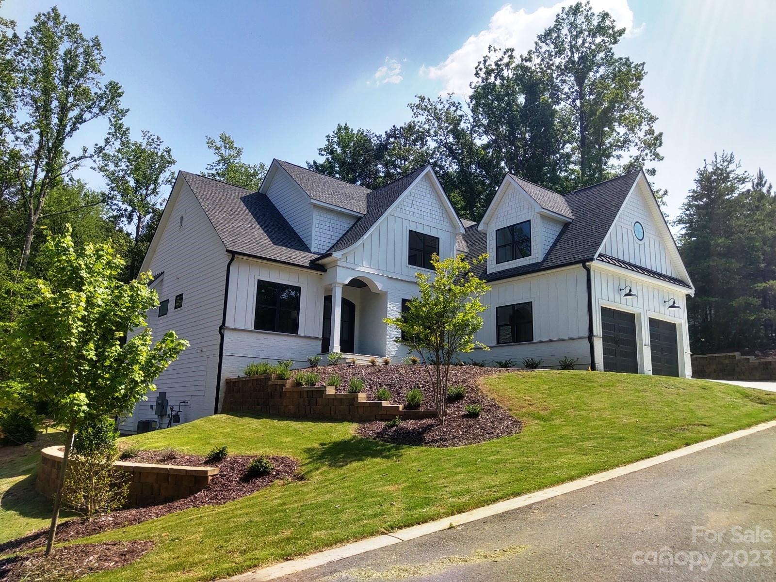 The Palisades - Residential