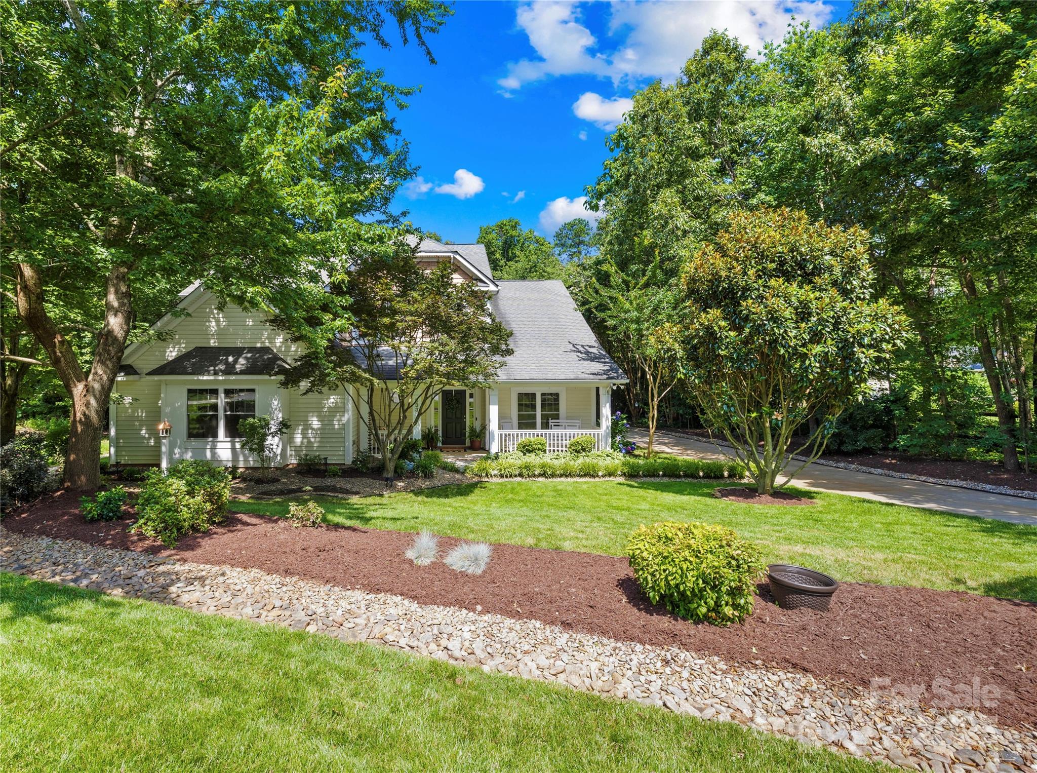 833 Lemond Lane