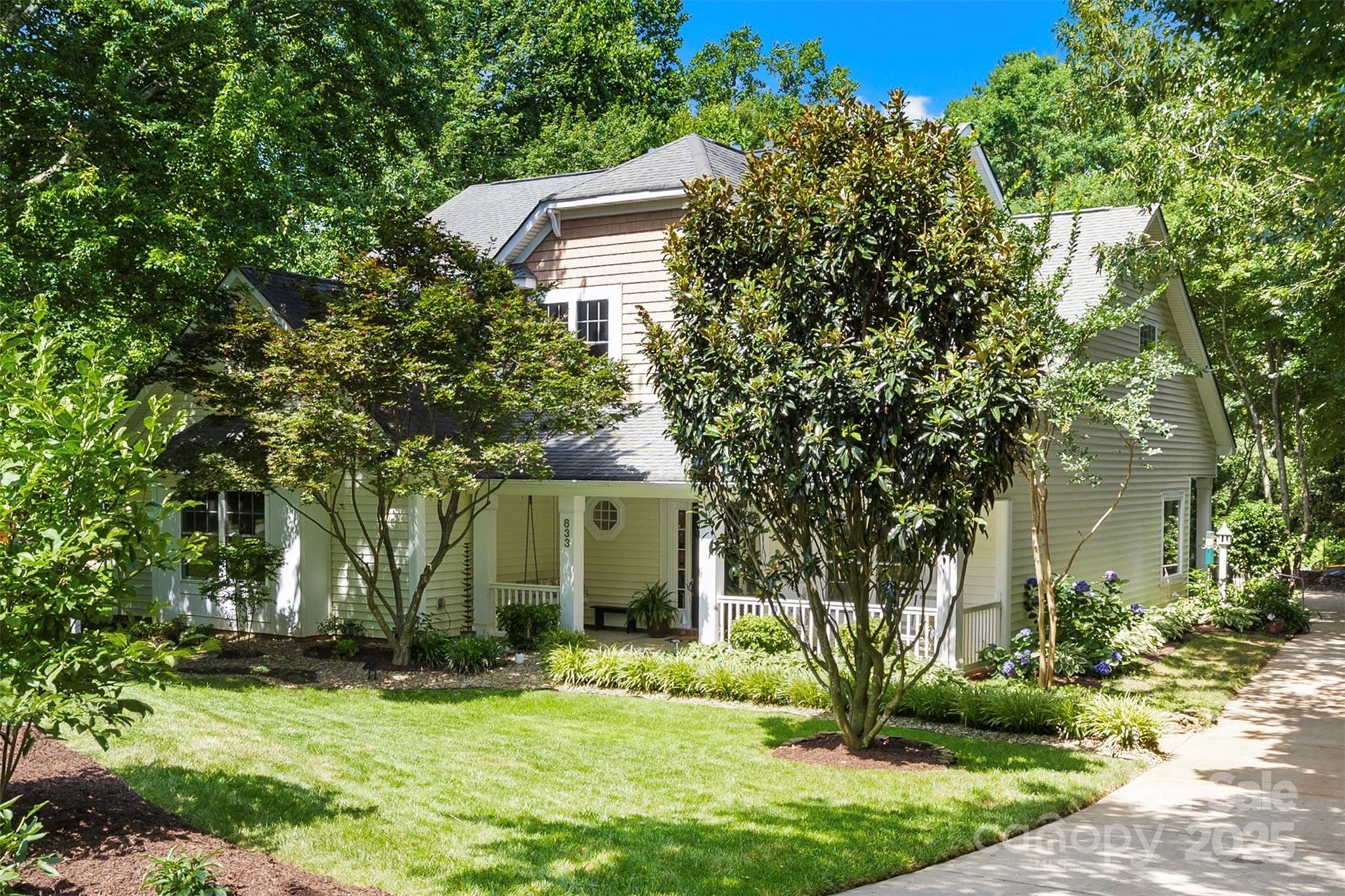 833 Lemond Lane