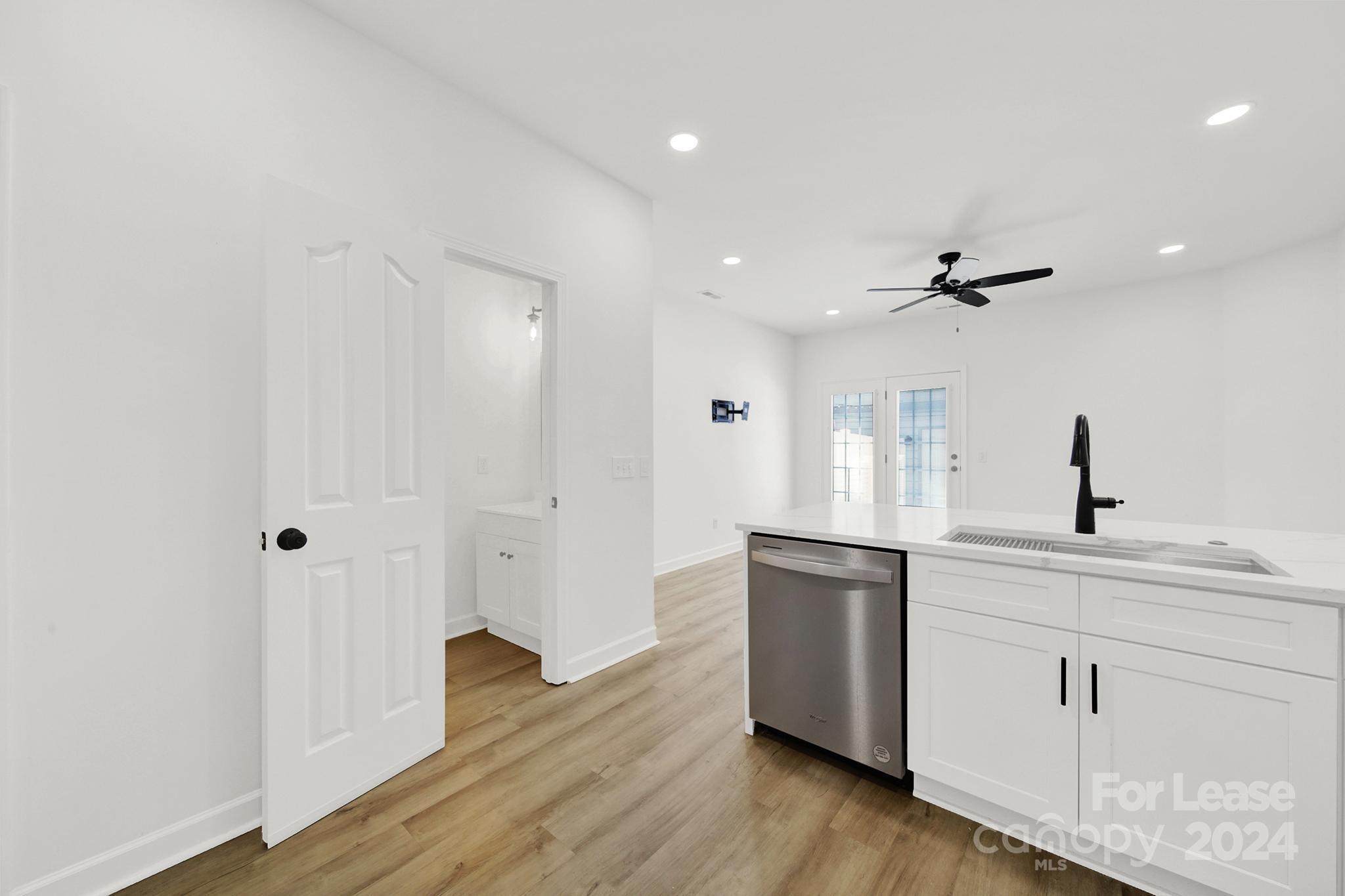 Baxter Village - Residential Lease