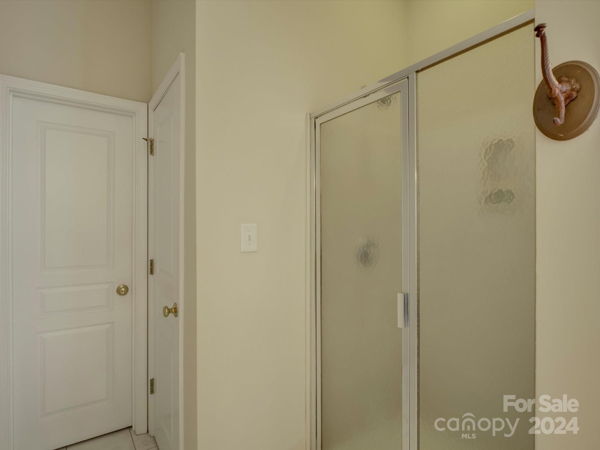 Lakeshore - Residential