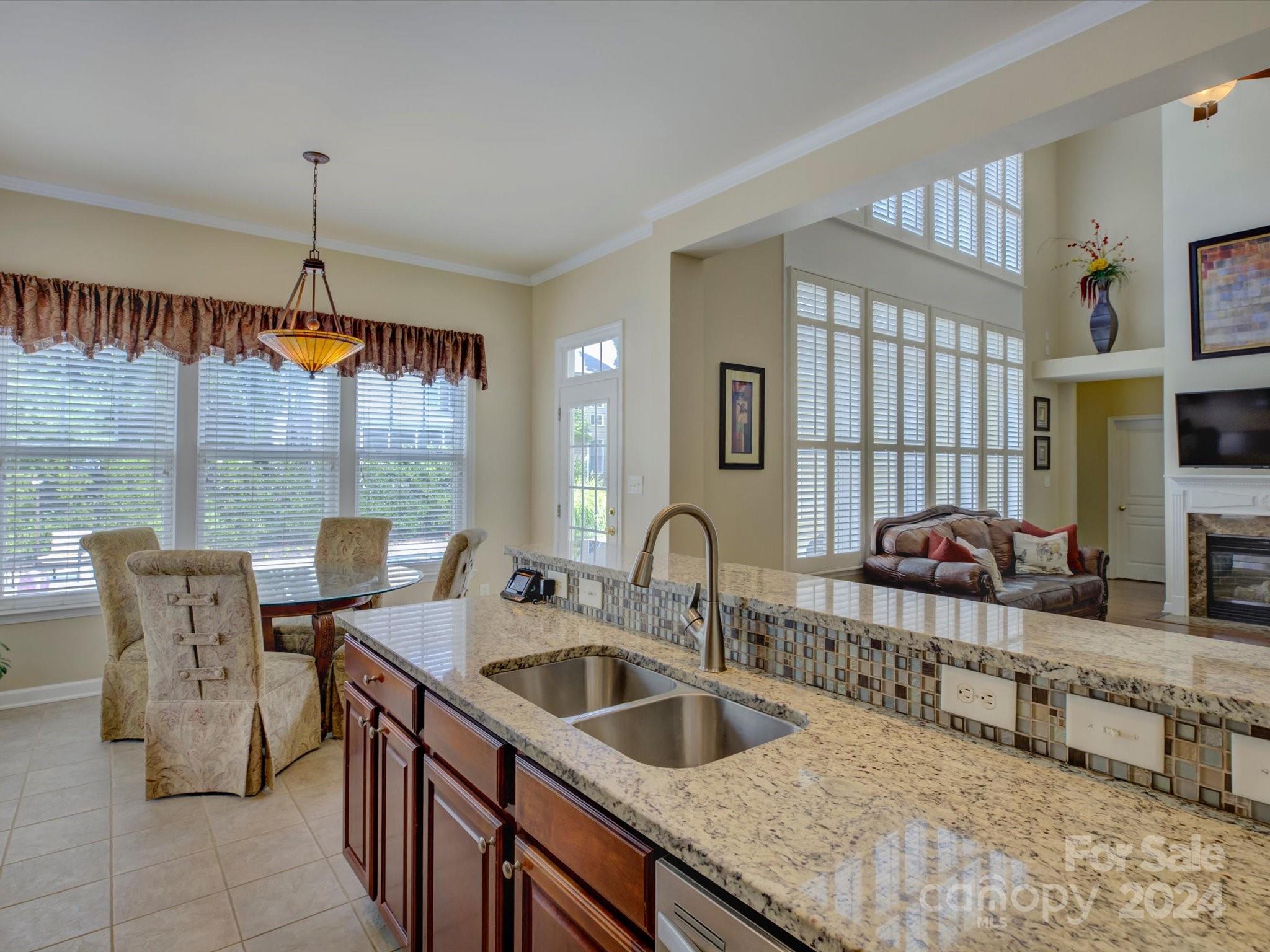 Lakeshore - Residential