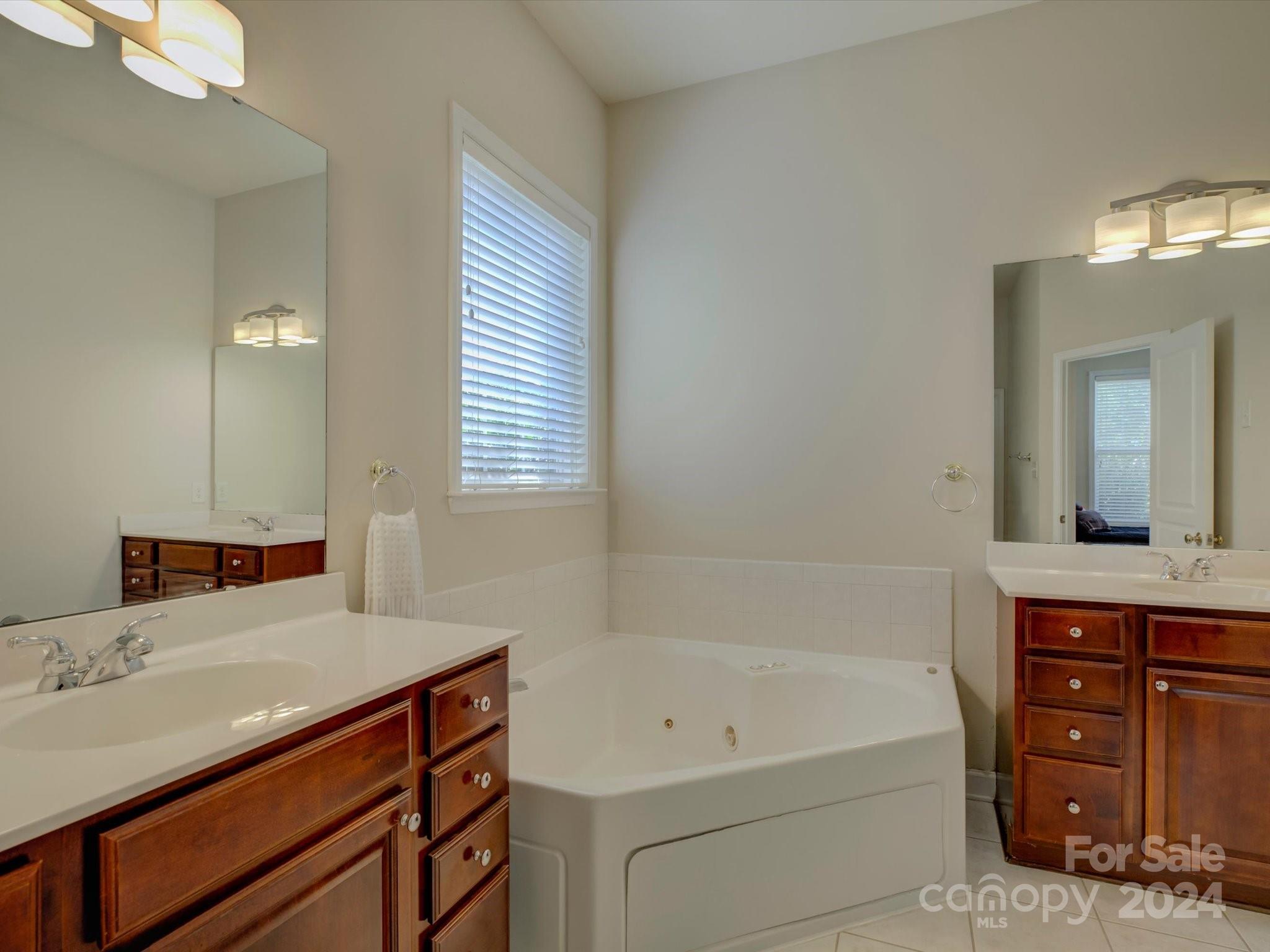 Lakeshore - Residential