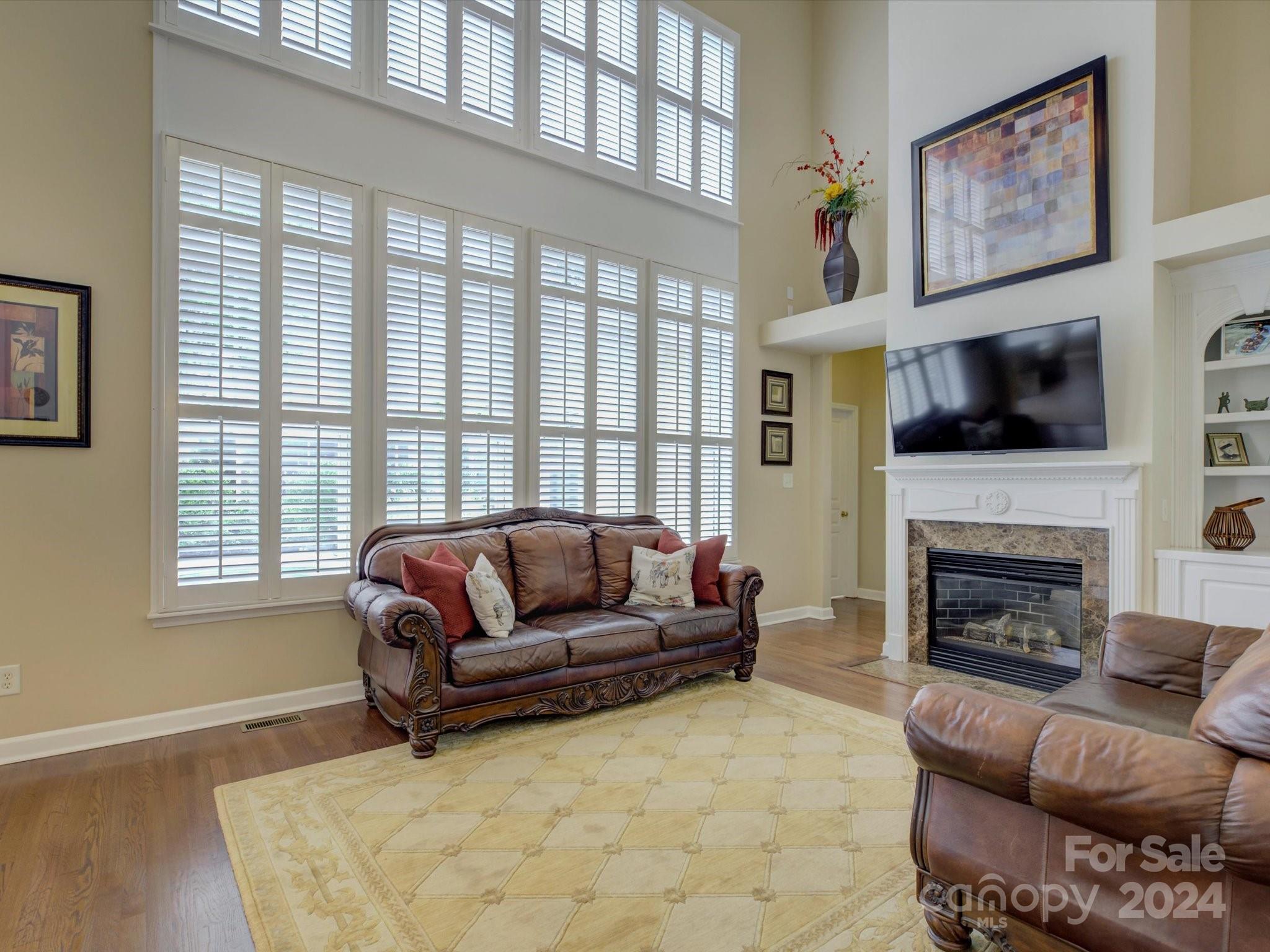 Lakeshore - Residential