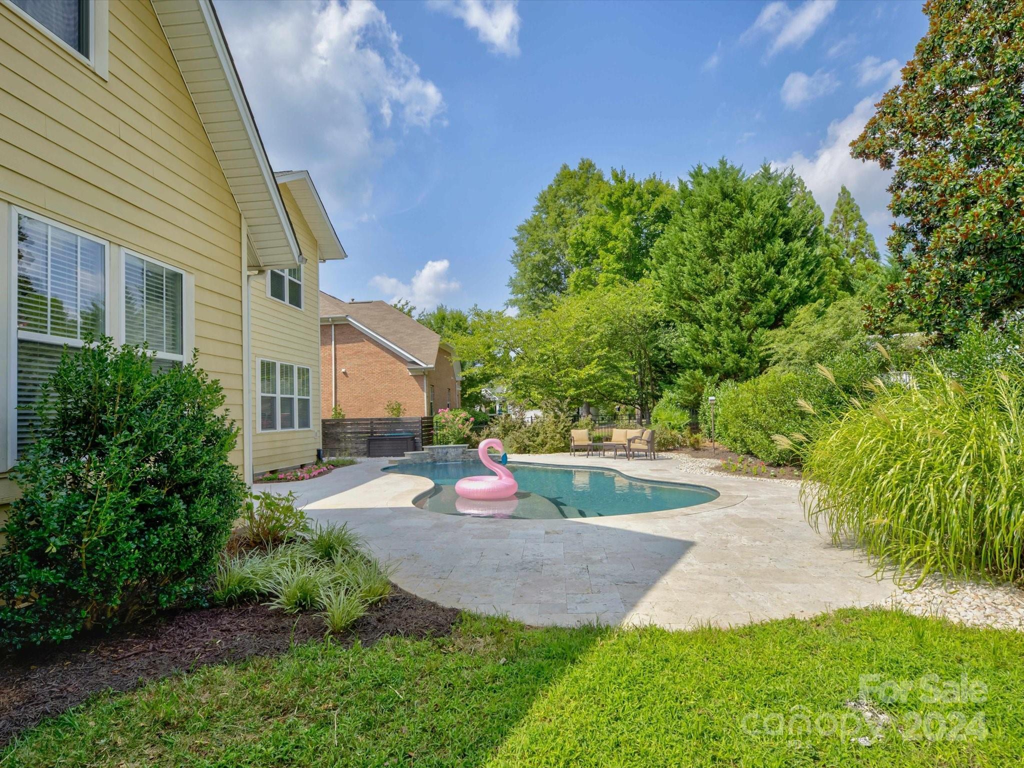 Lakeshore - Residential