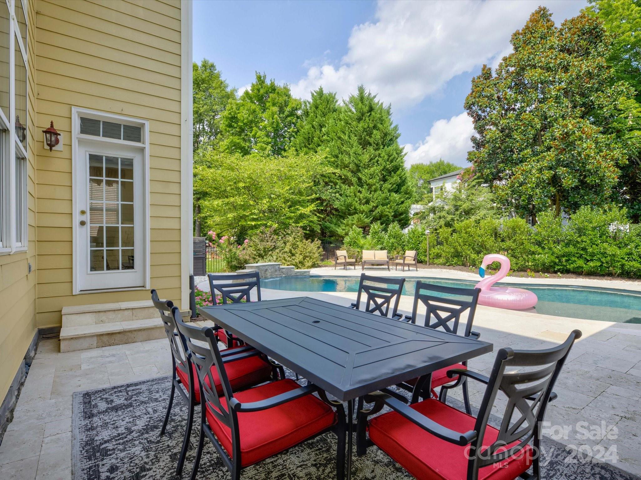 Lakeshore - Residential