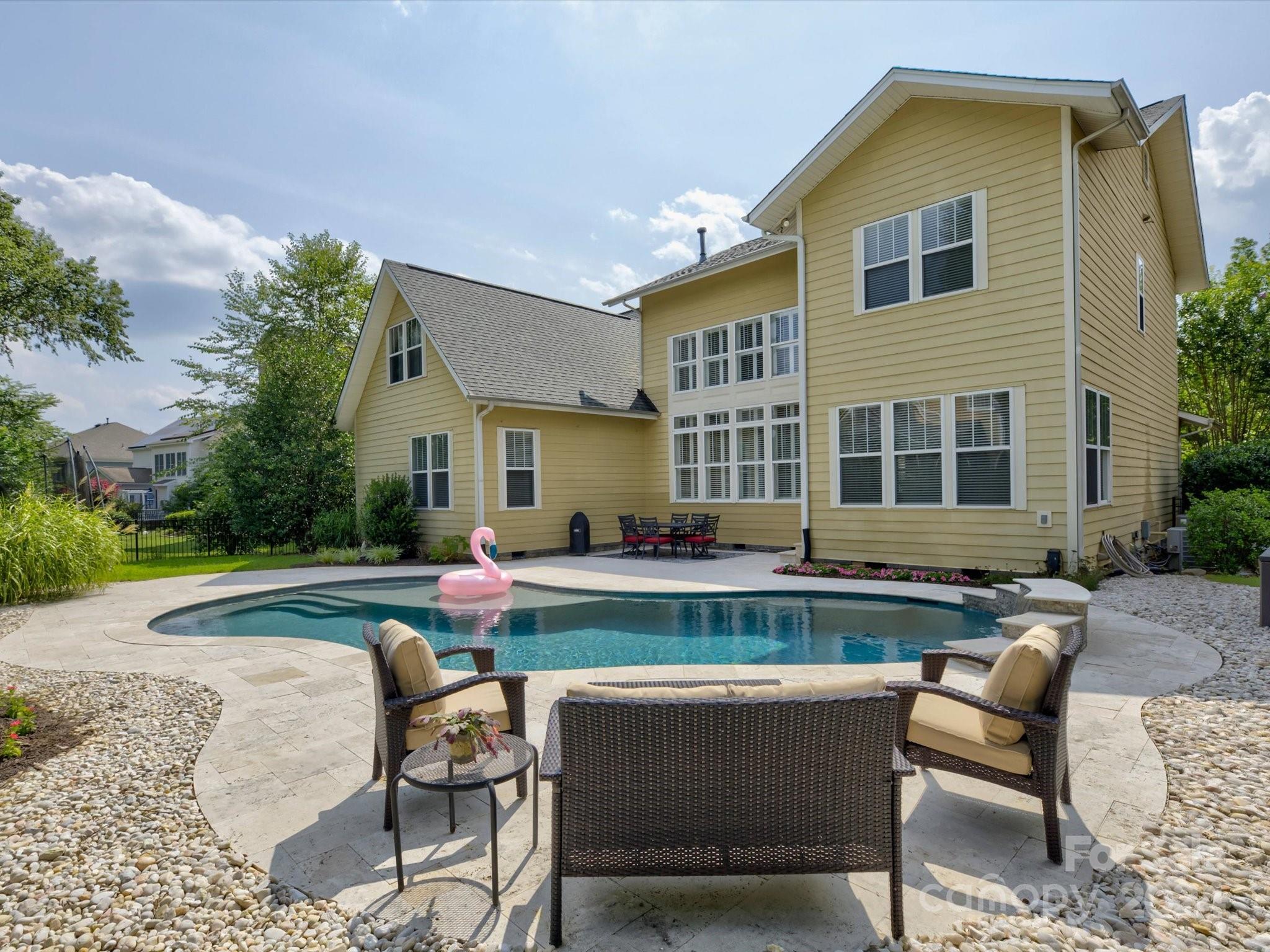 Lakeshore - Residential