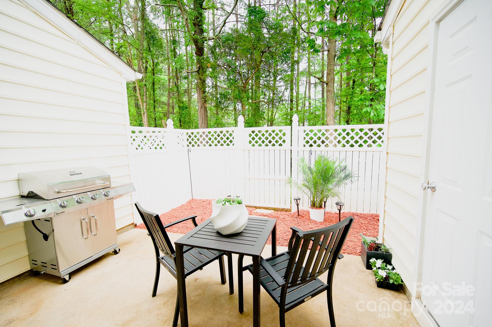 Ridge Pointe - Residential