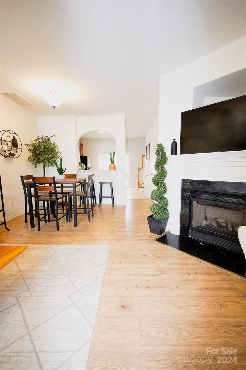 Ridge Pointe - Residential