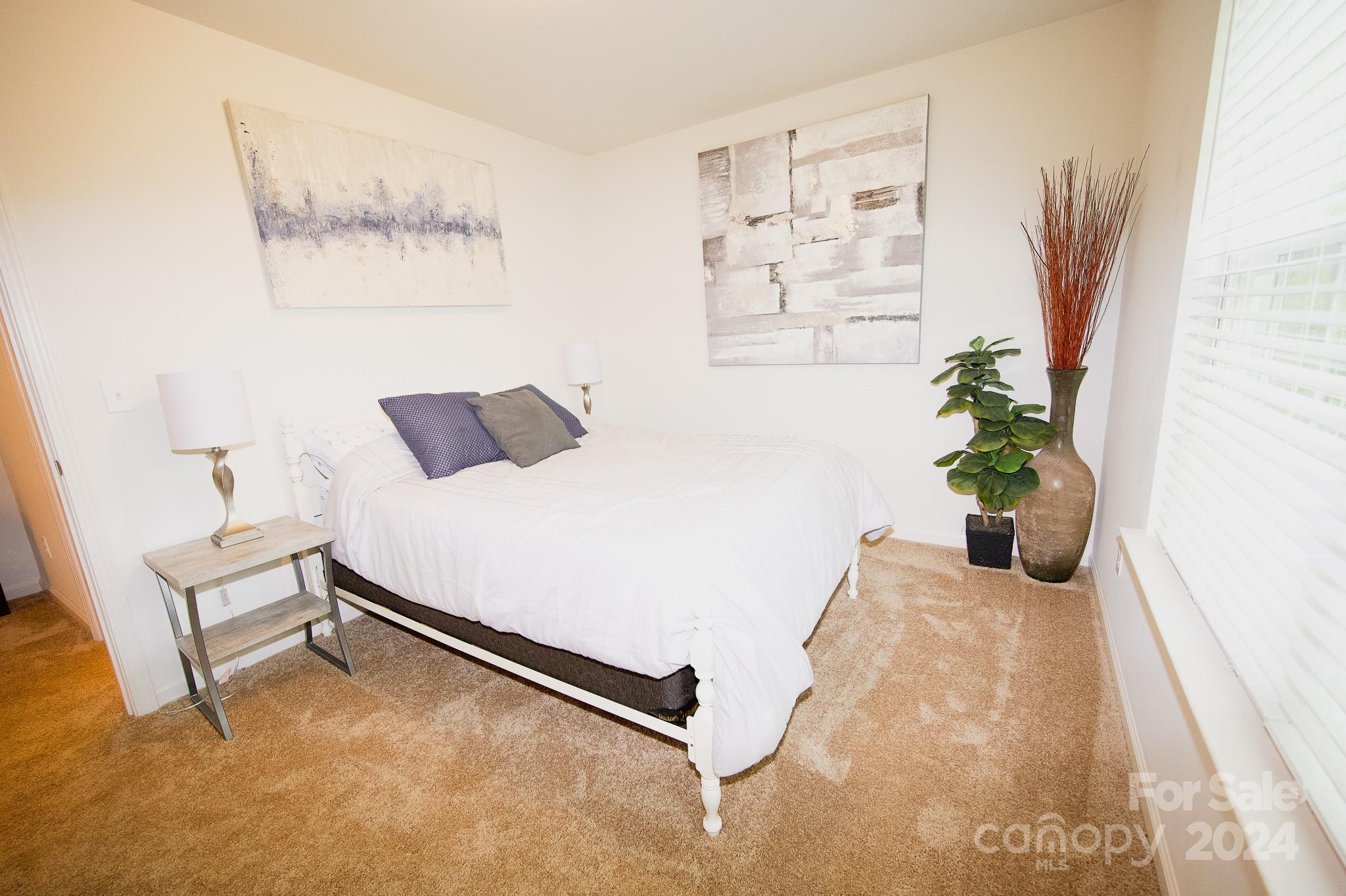 Ridge Pointe - Residential