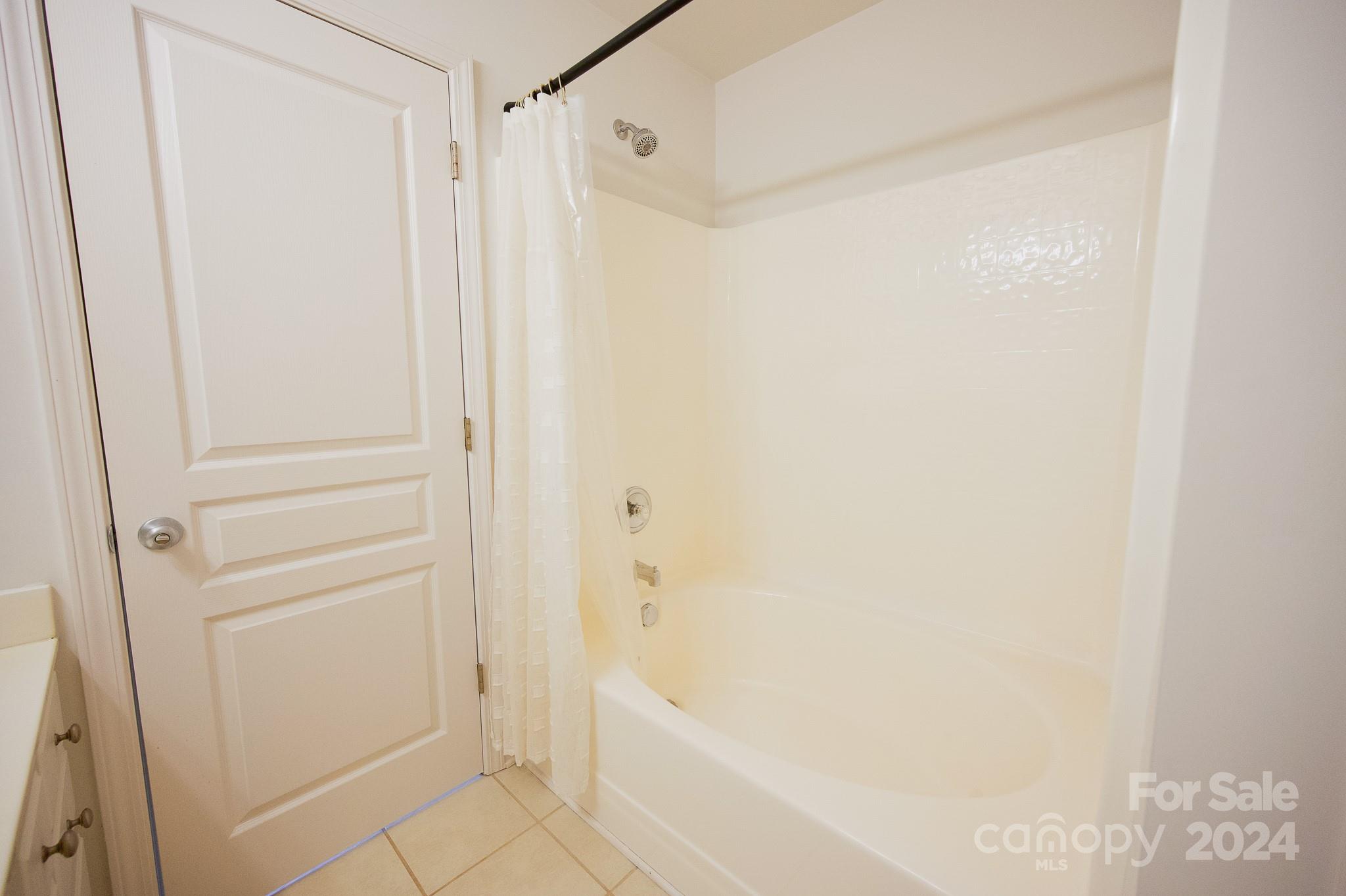 Ridge Pointe - Residential