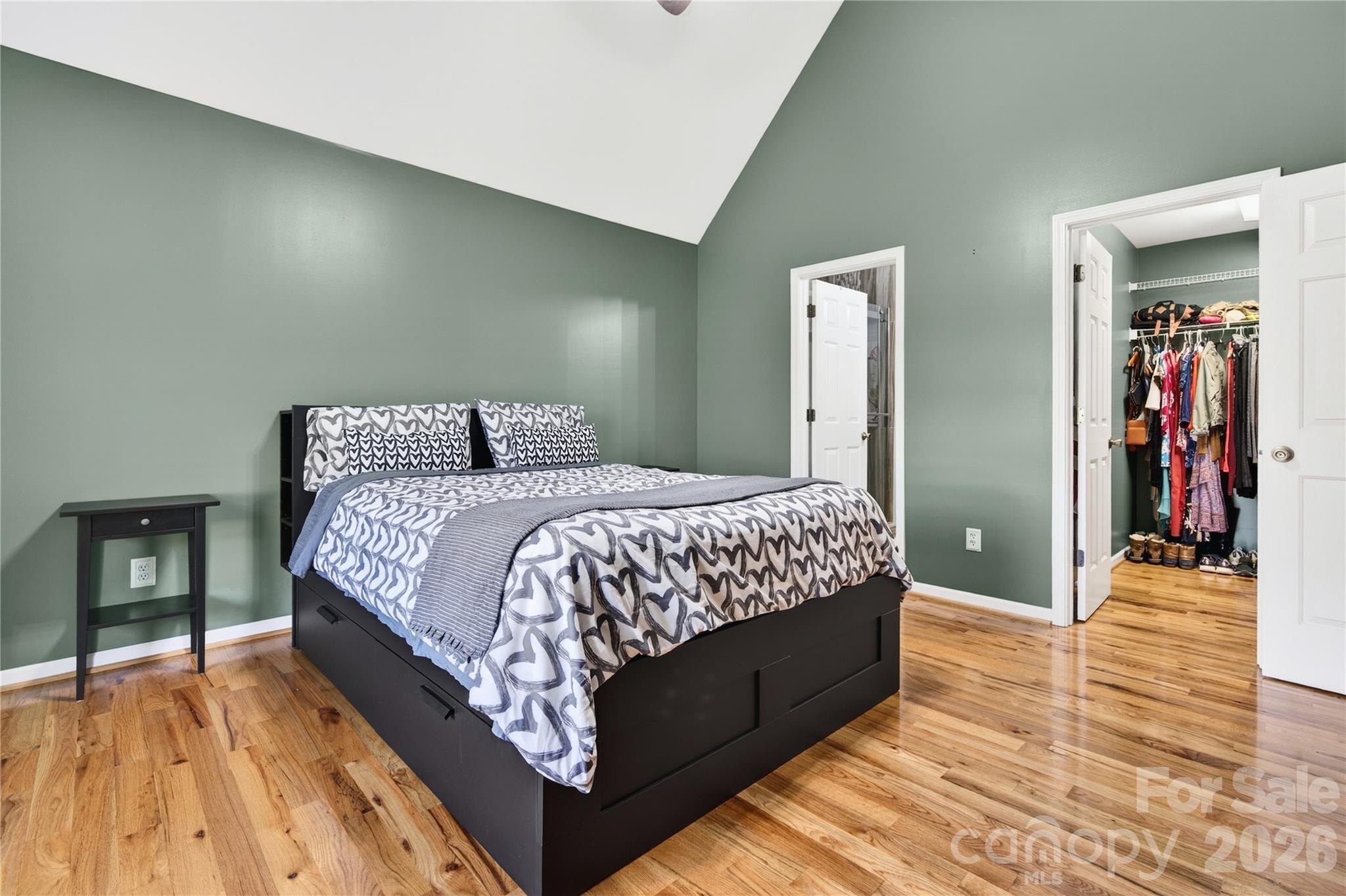 NORTH CROSSING - Residential