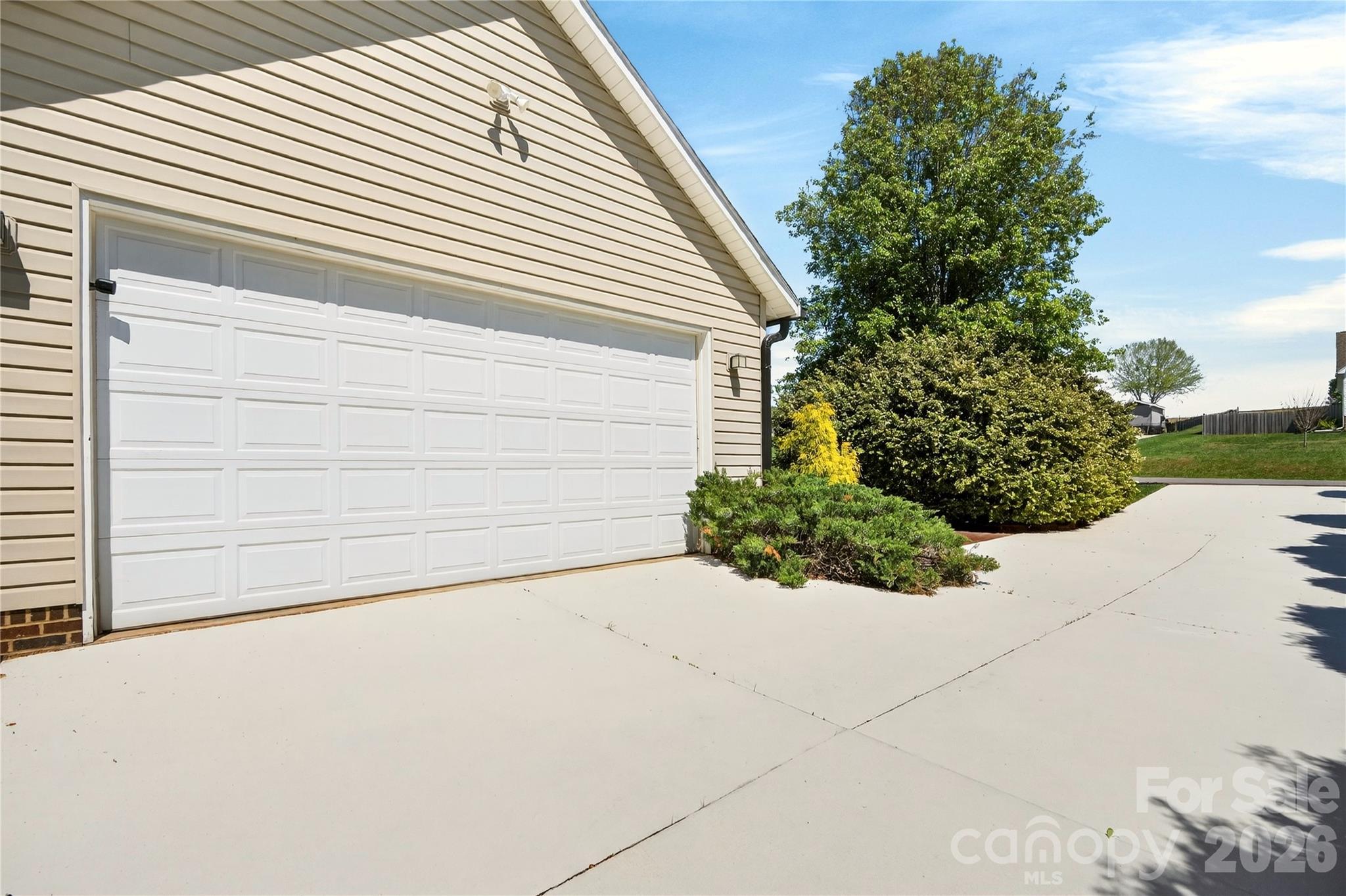 NORTH CROSSING - Residential