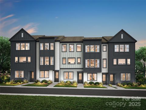 Photo of 3013 Circles End, Charlotte, NC 28226 (MLS # 4309331)