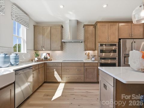 3013 Circles End Charlotte NC 28226