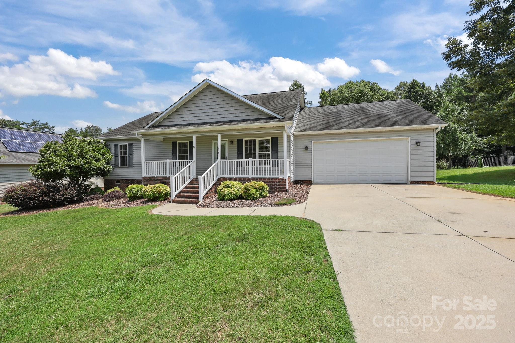 226 Brooks Farm Drive