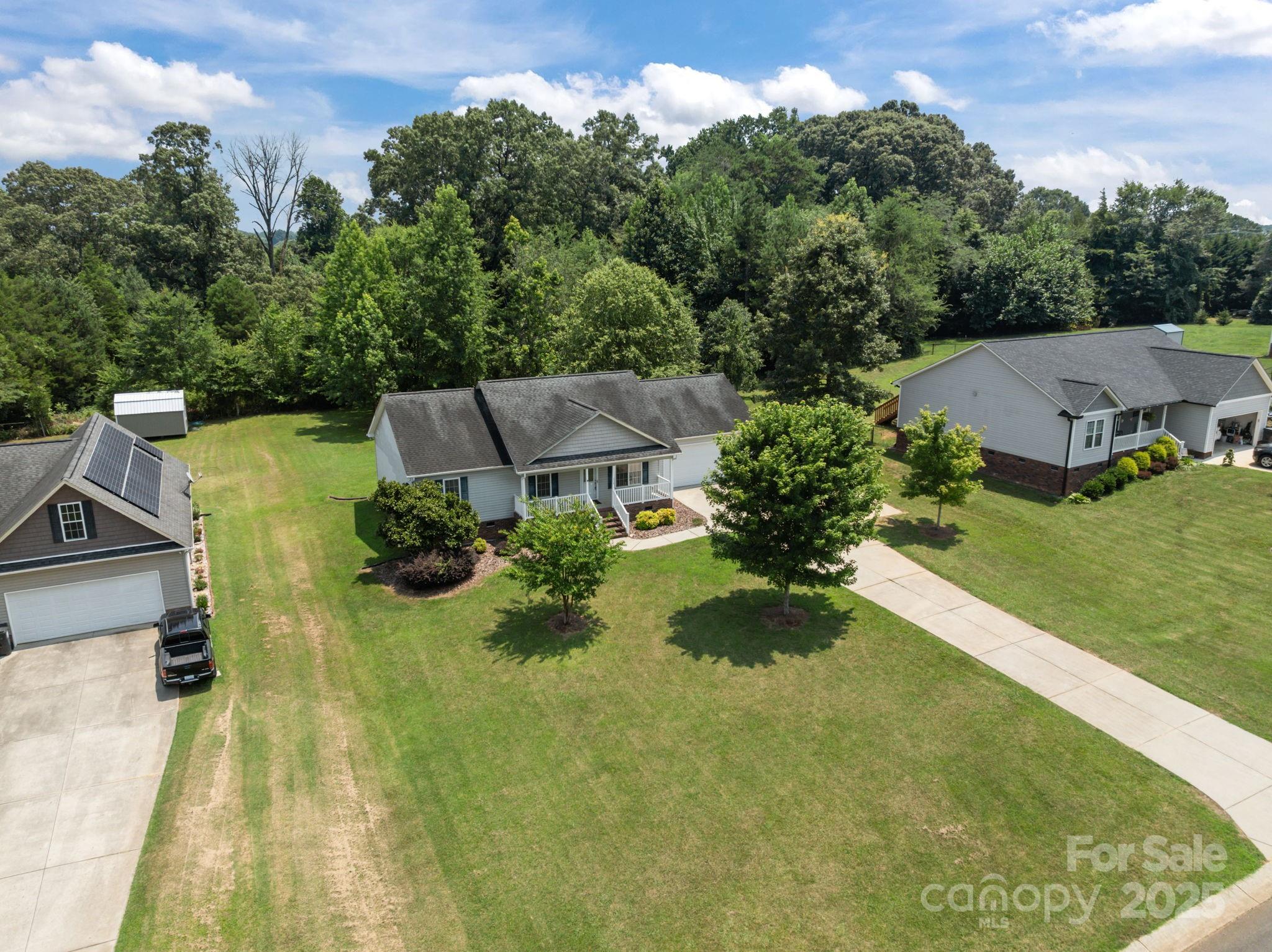 226 Brooks Farm Drive