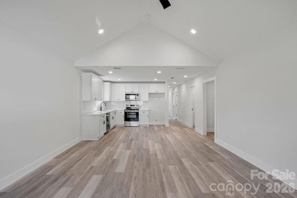 308 N Caldwell Avenue