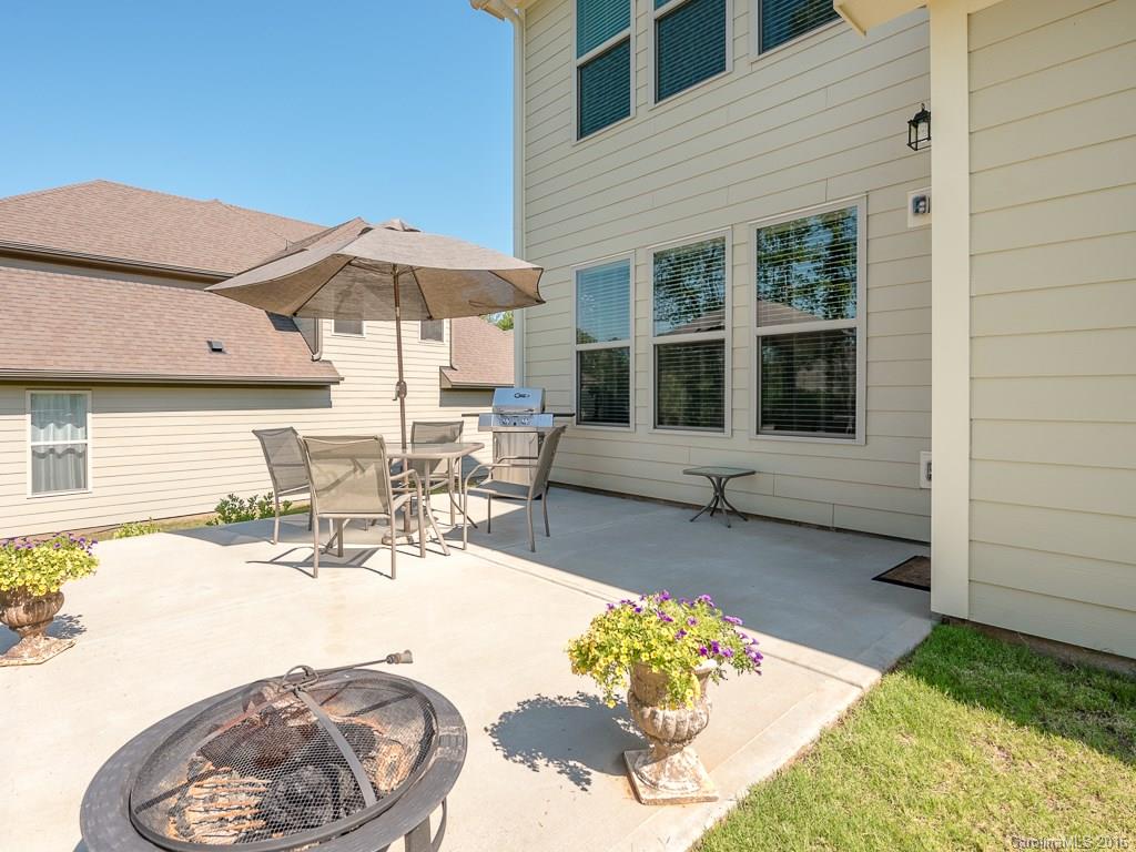 RiverChase - Residential