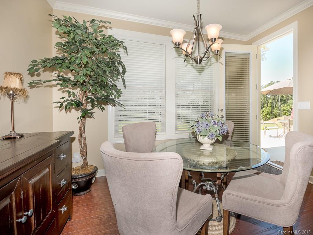 RiverChase - Residential