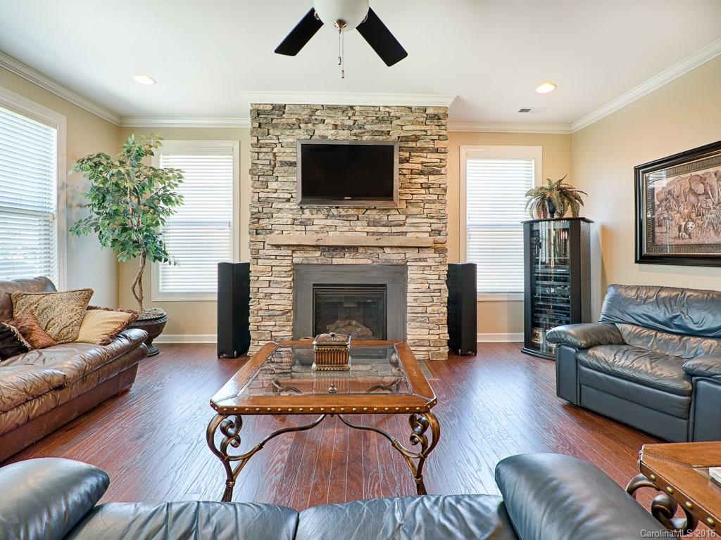 RiverChase - Residential