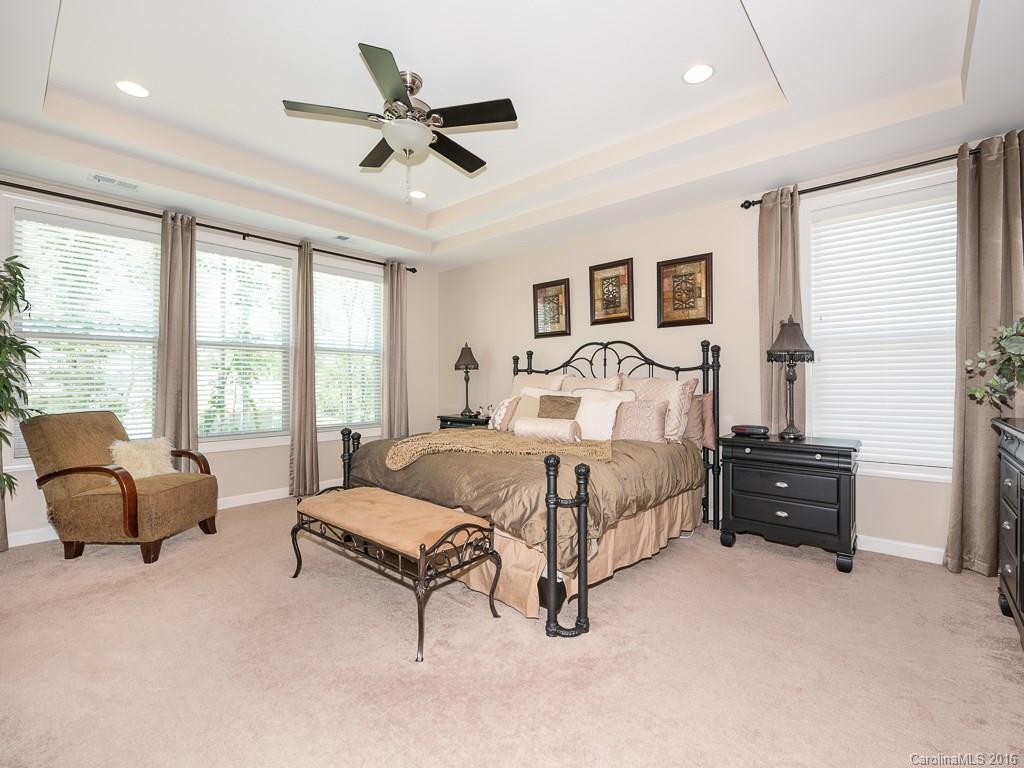 RiverChase - Residential