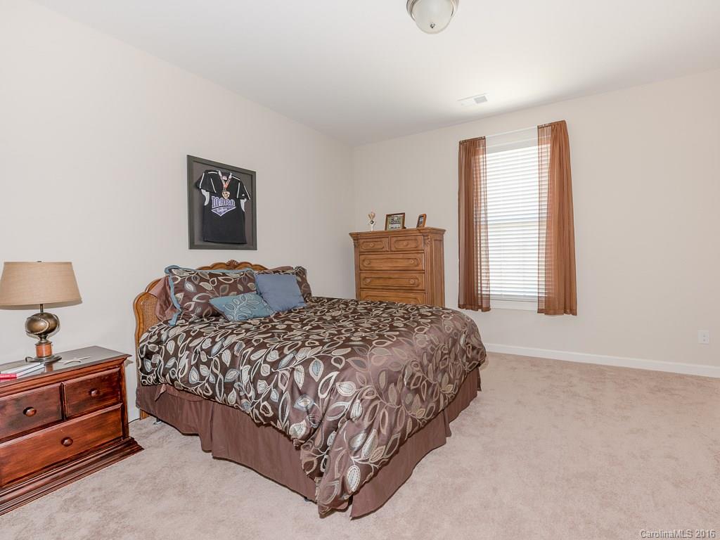 RiverChase - Residential