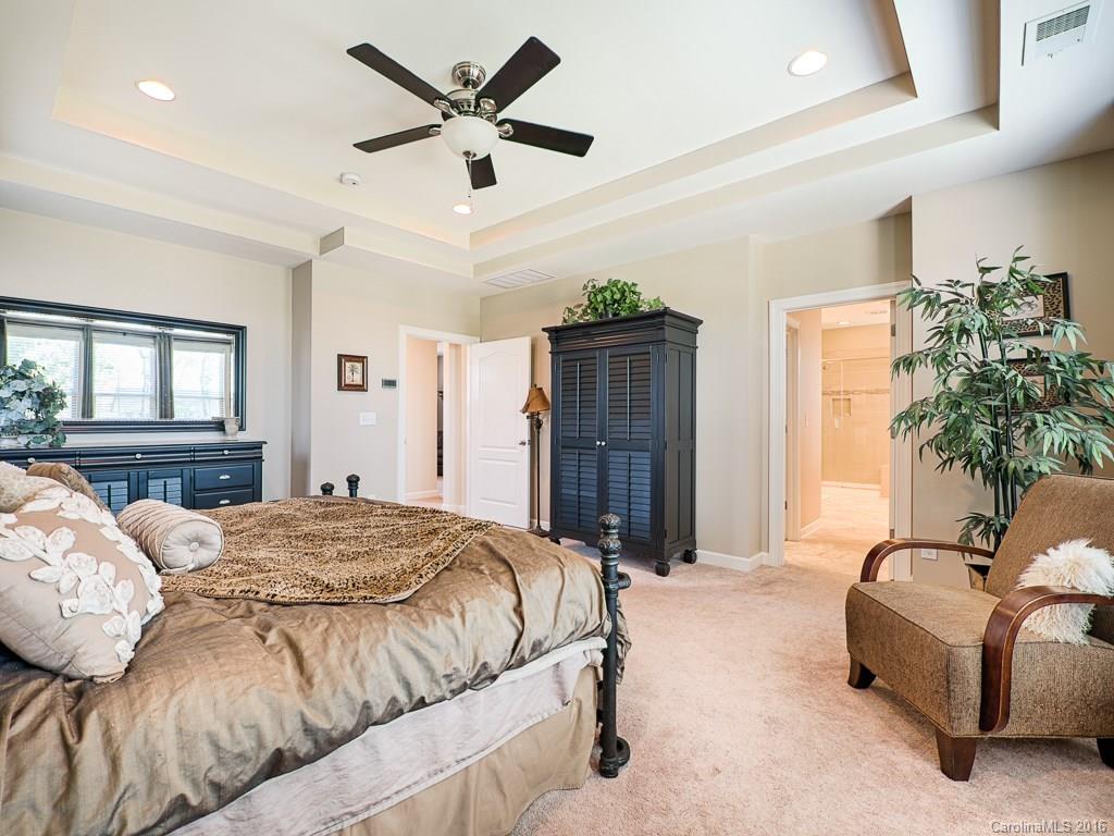 RiverChase - Residential