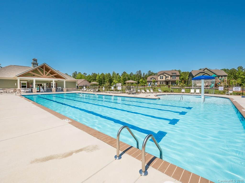 RiverChase - Residential